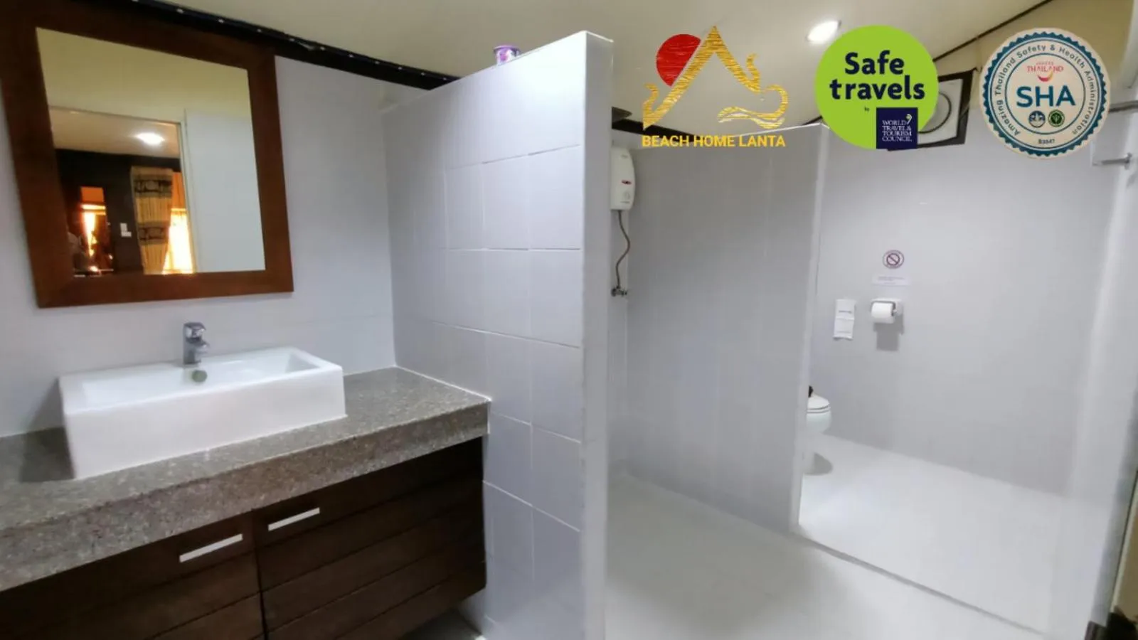 Bathroom in Beach Home Lanta