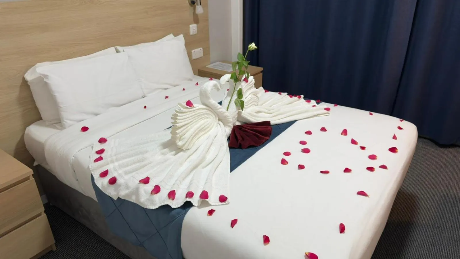 Bedroom, Bed in OYO The Chiltern Hotel