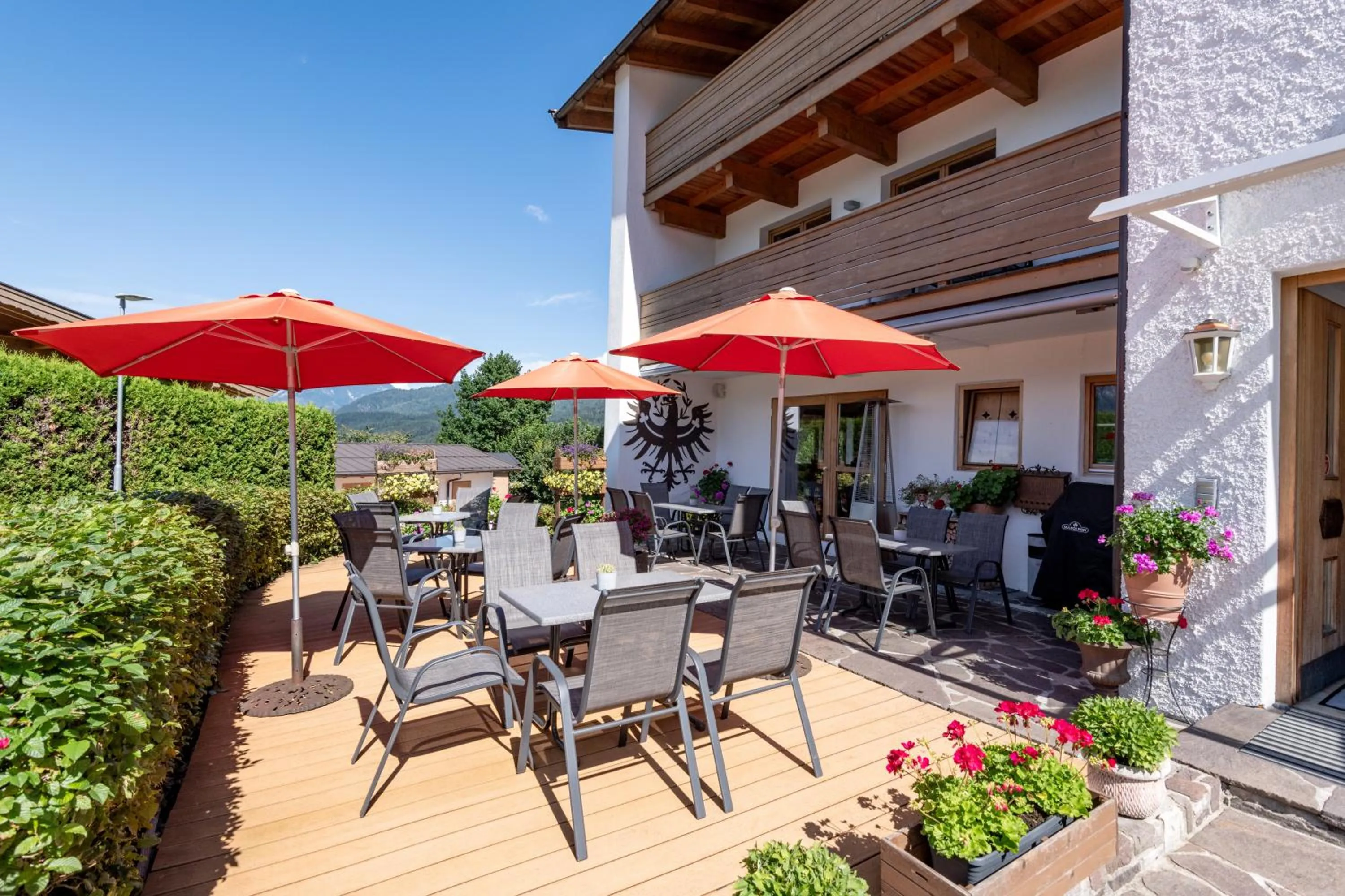 Property building in Pension Noella