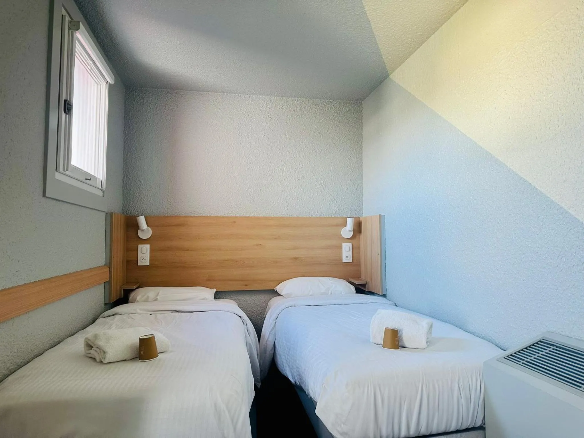 Bedroom, Bed in ibis budget Metz Sud