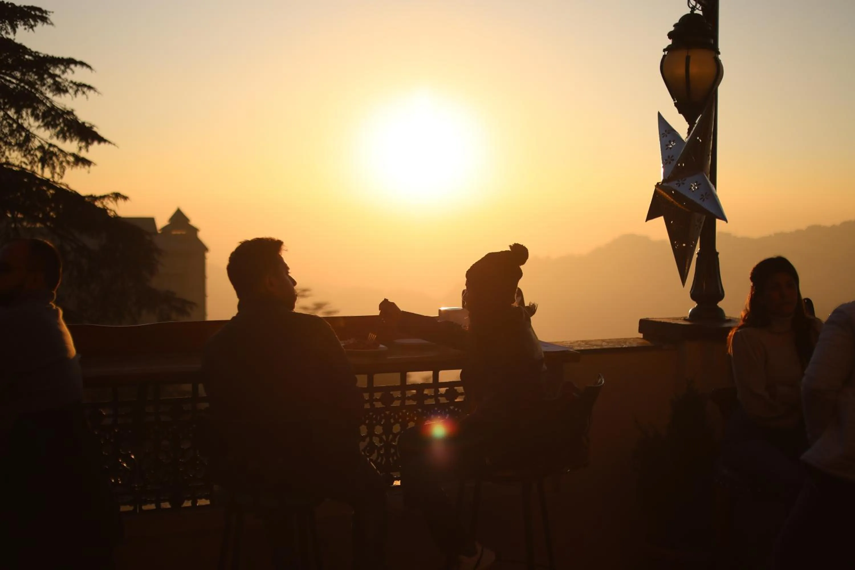 Restaurant/places to eat in Hotel Willow Banks Shimla