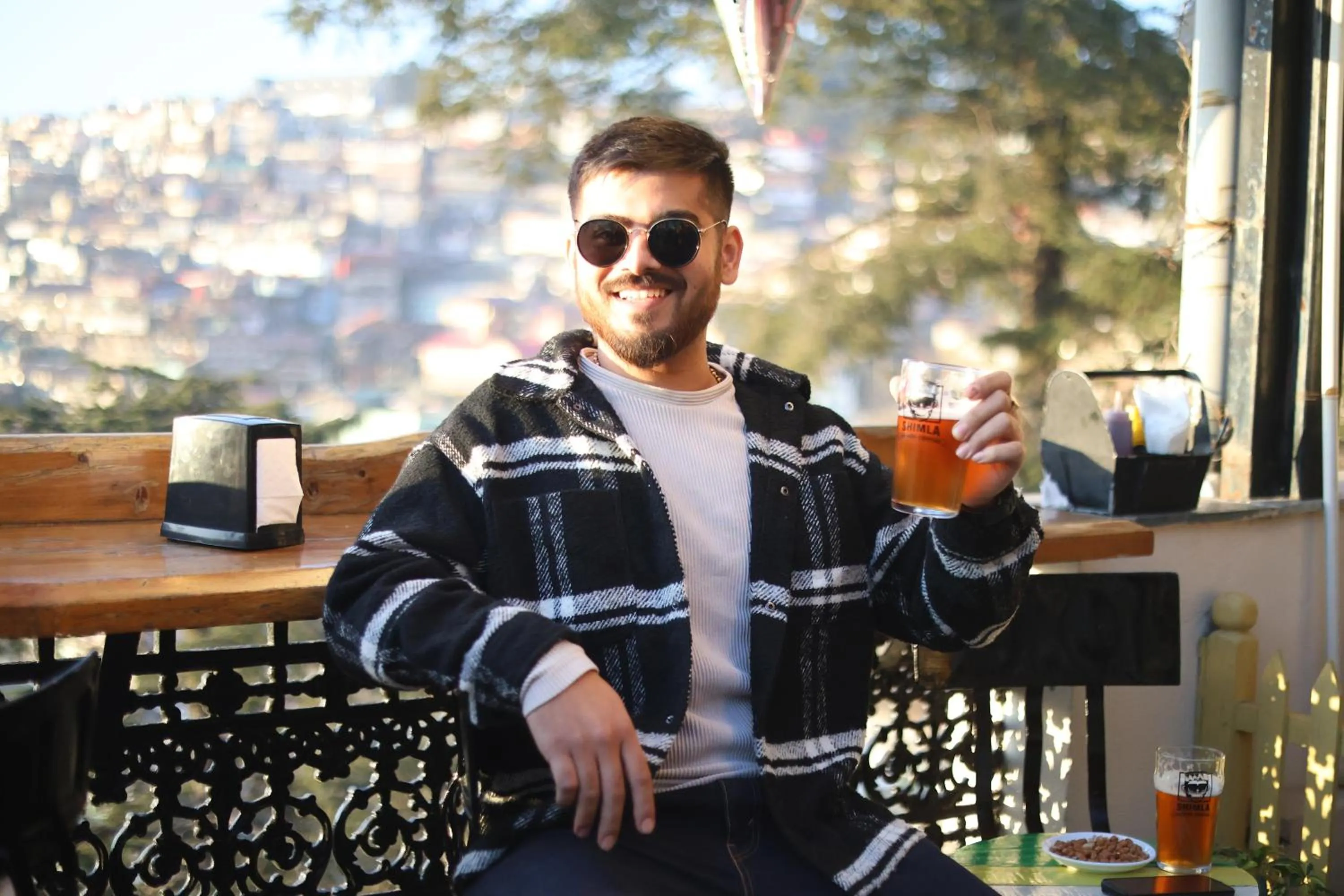 Restaurant/places to eat in Hotel Willow Banks Shimla