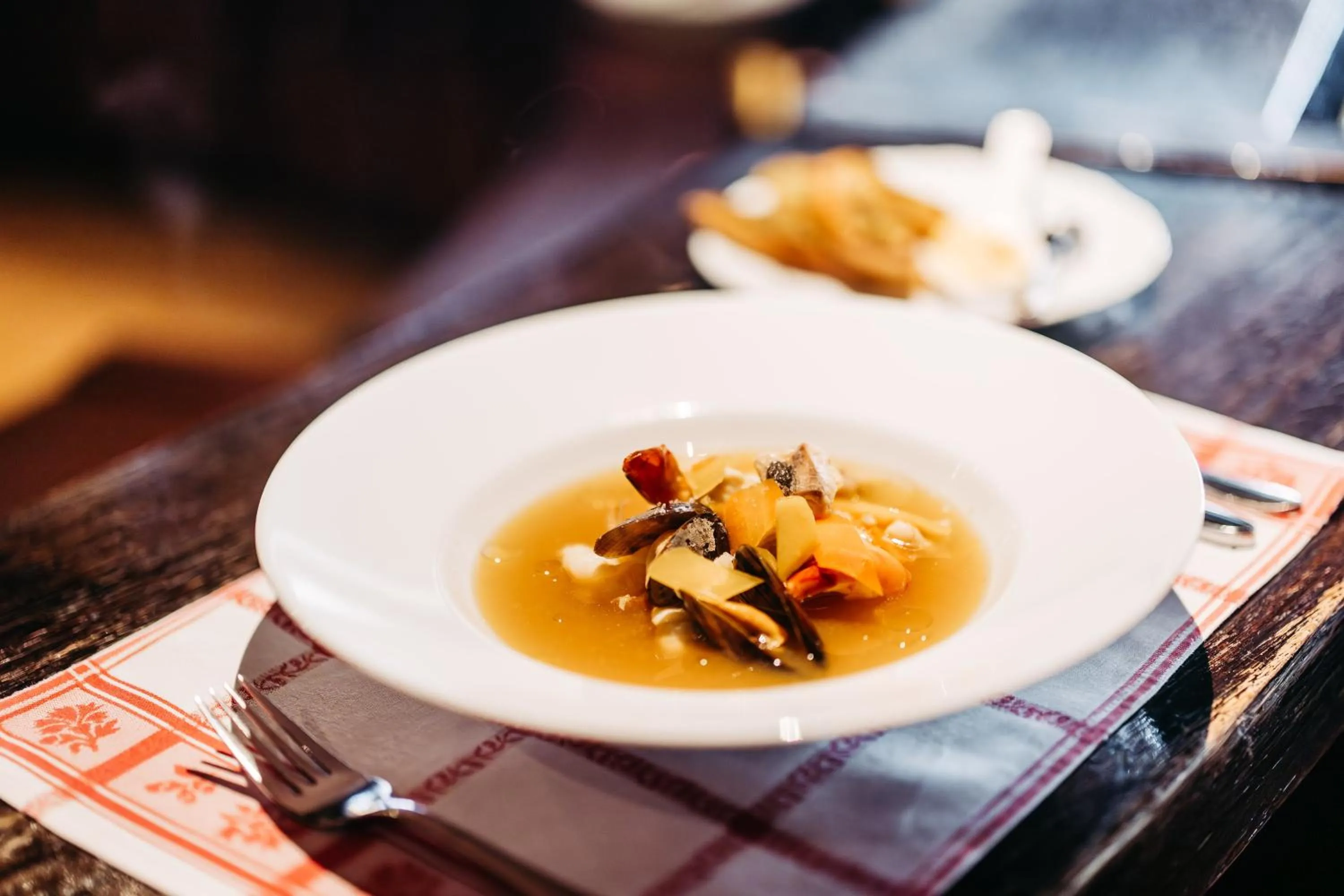 Restaurant/places to eat in Hotel Hirlanda