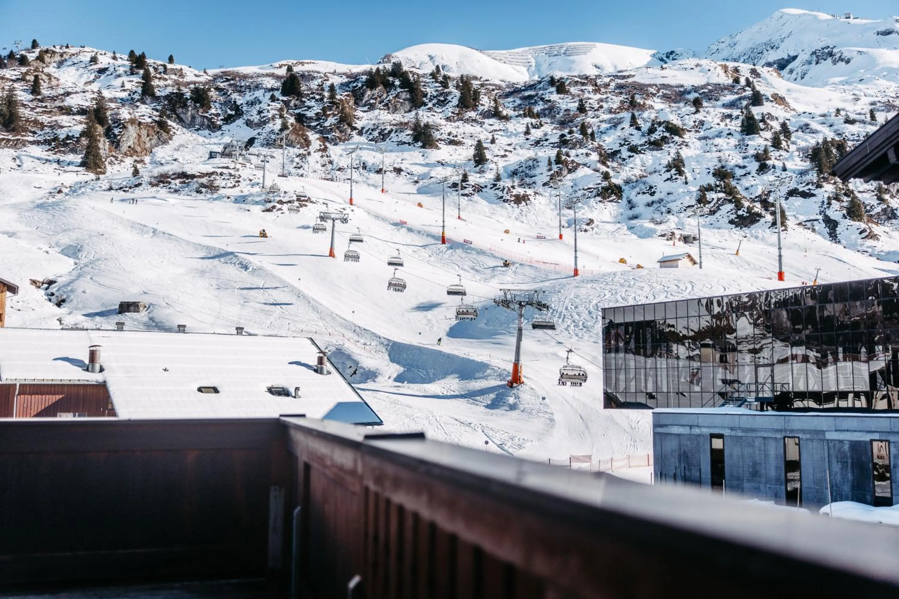 Skiing in Hotel Hirlanda