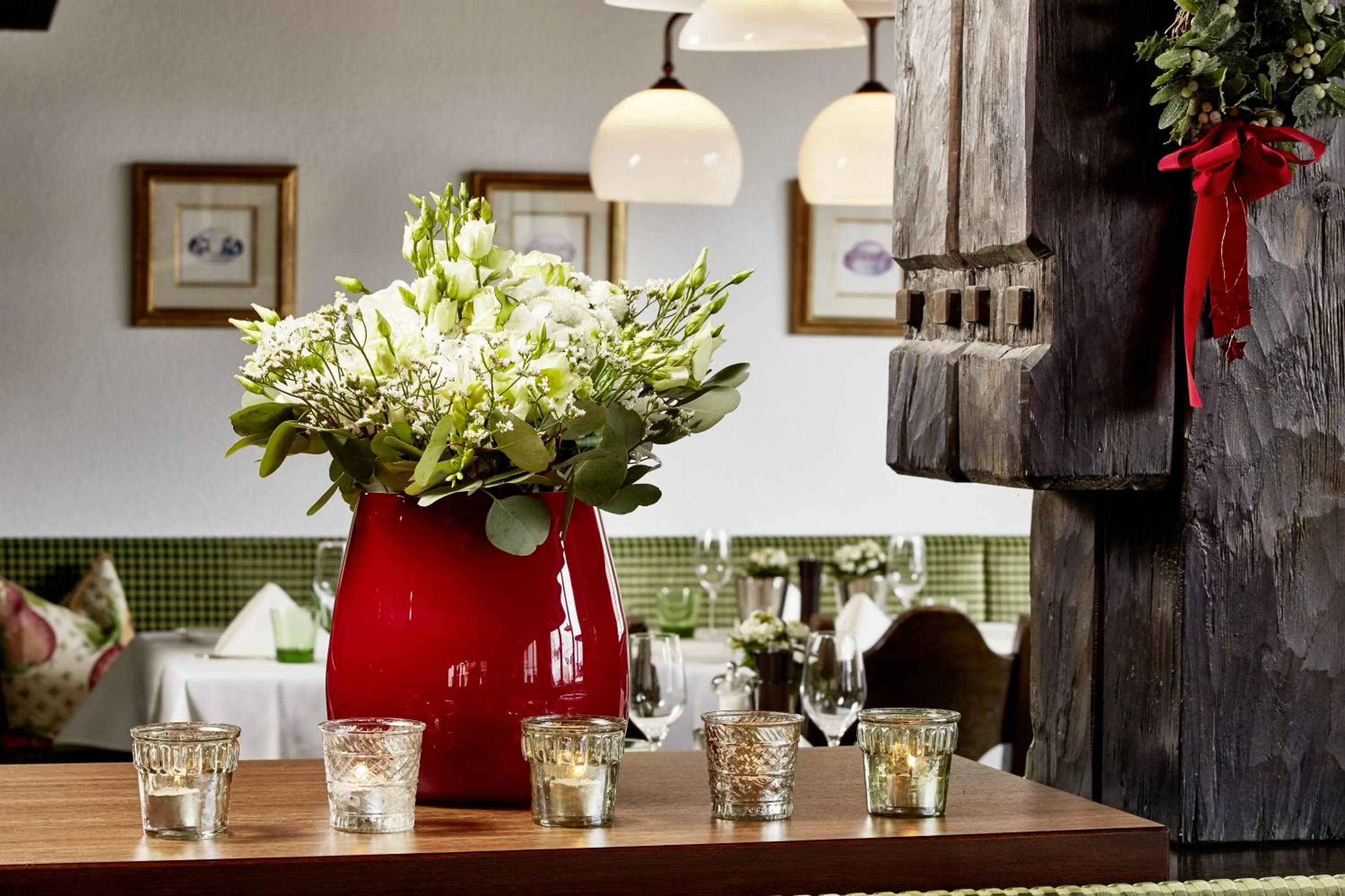 Restaurant/places to eat in Hotel Hirlanda