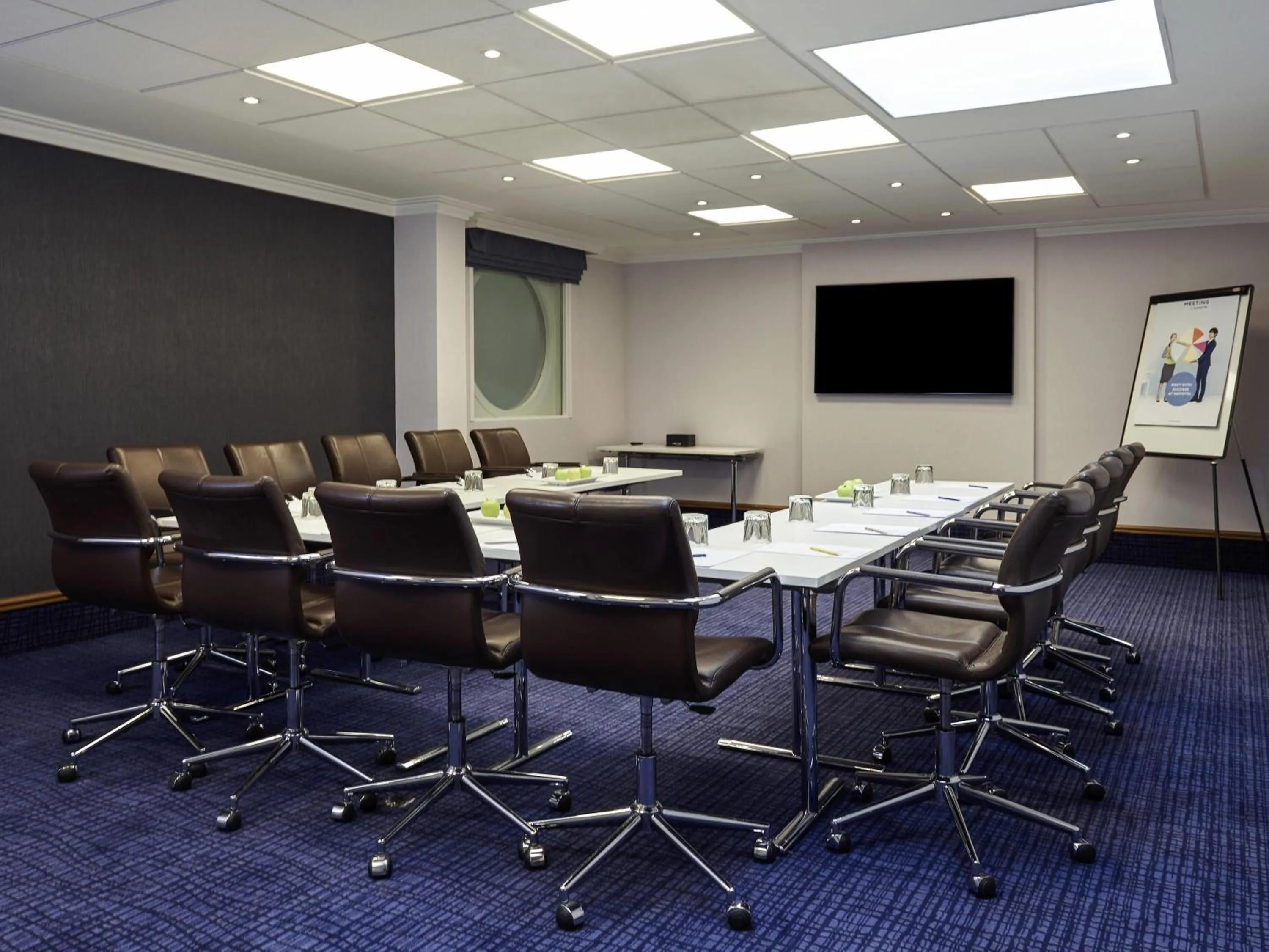 Meeting/conference room in Novotel London Stansted Airport