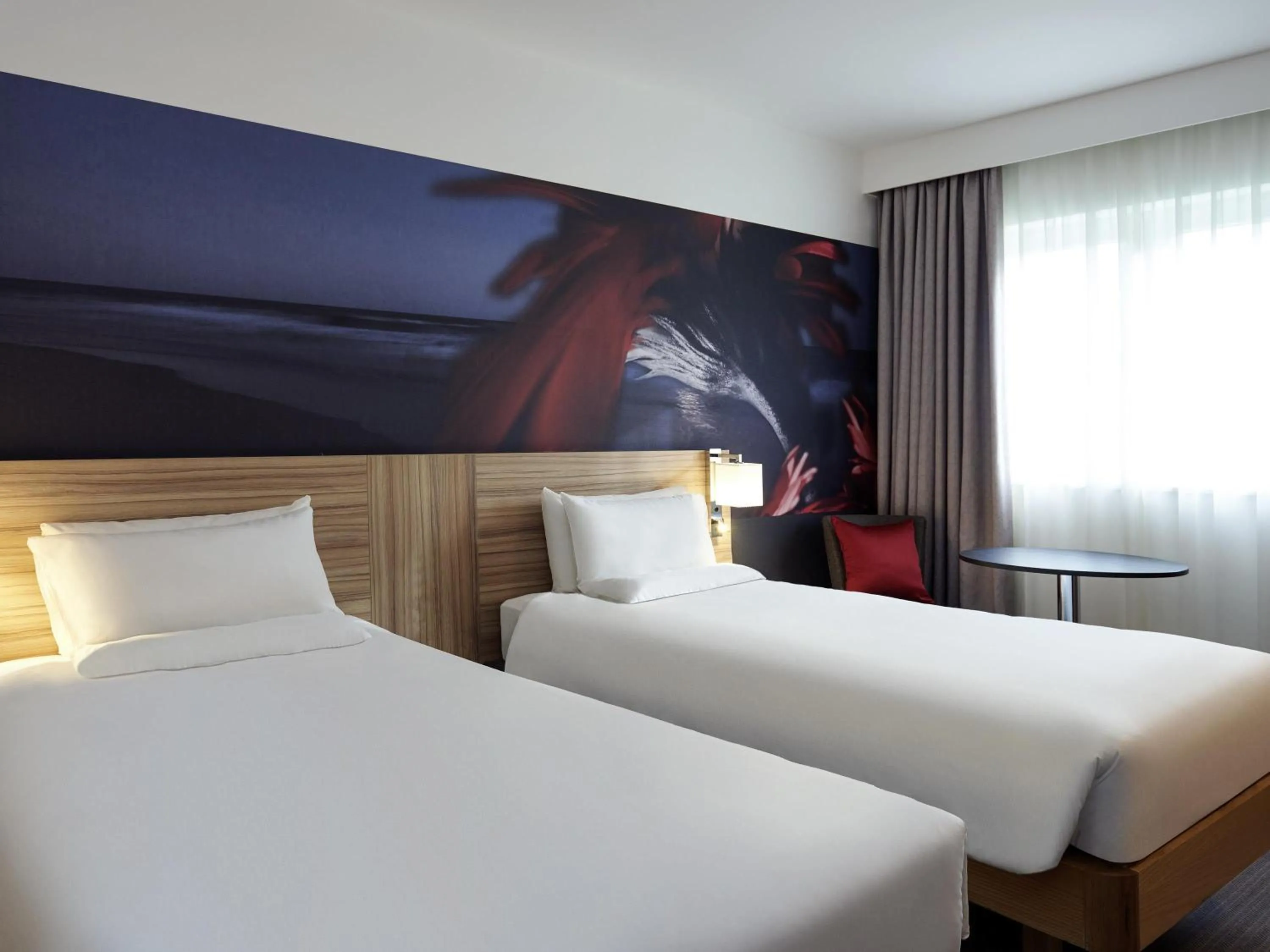 Bedroom, Bed in Novotel London Stansted Airport