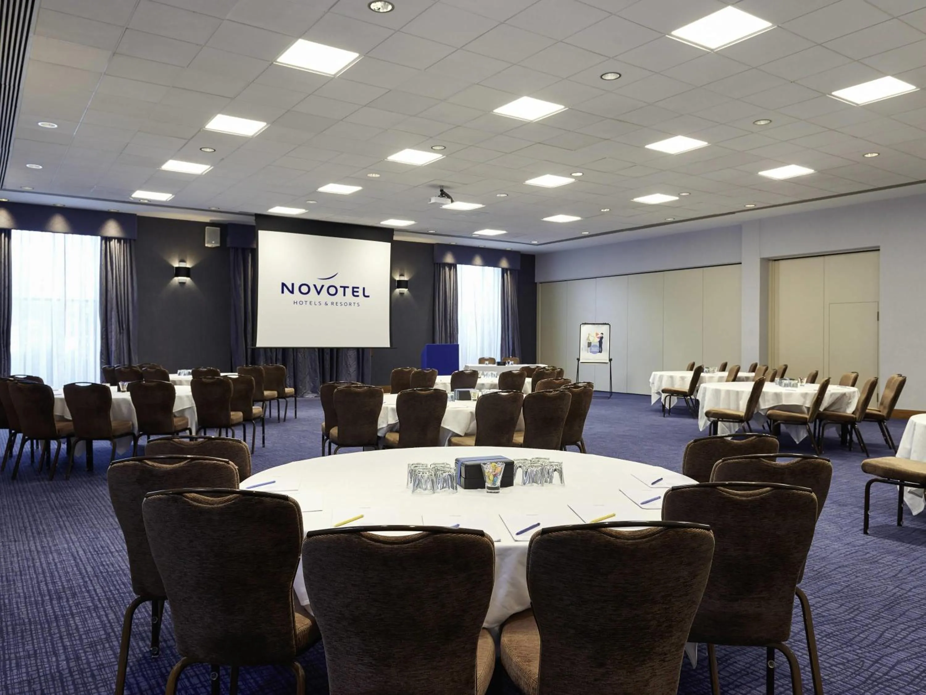 Meeting/conference room in Novotel London Stansted Airport