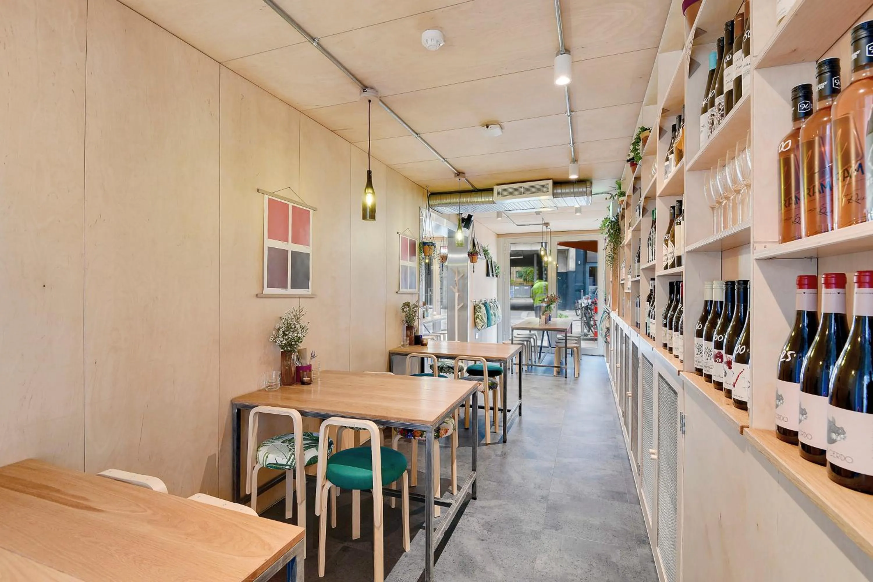 Lounge or bar in Stow Away Waterloo