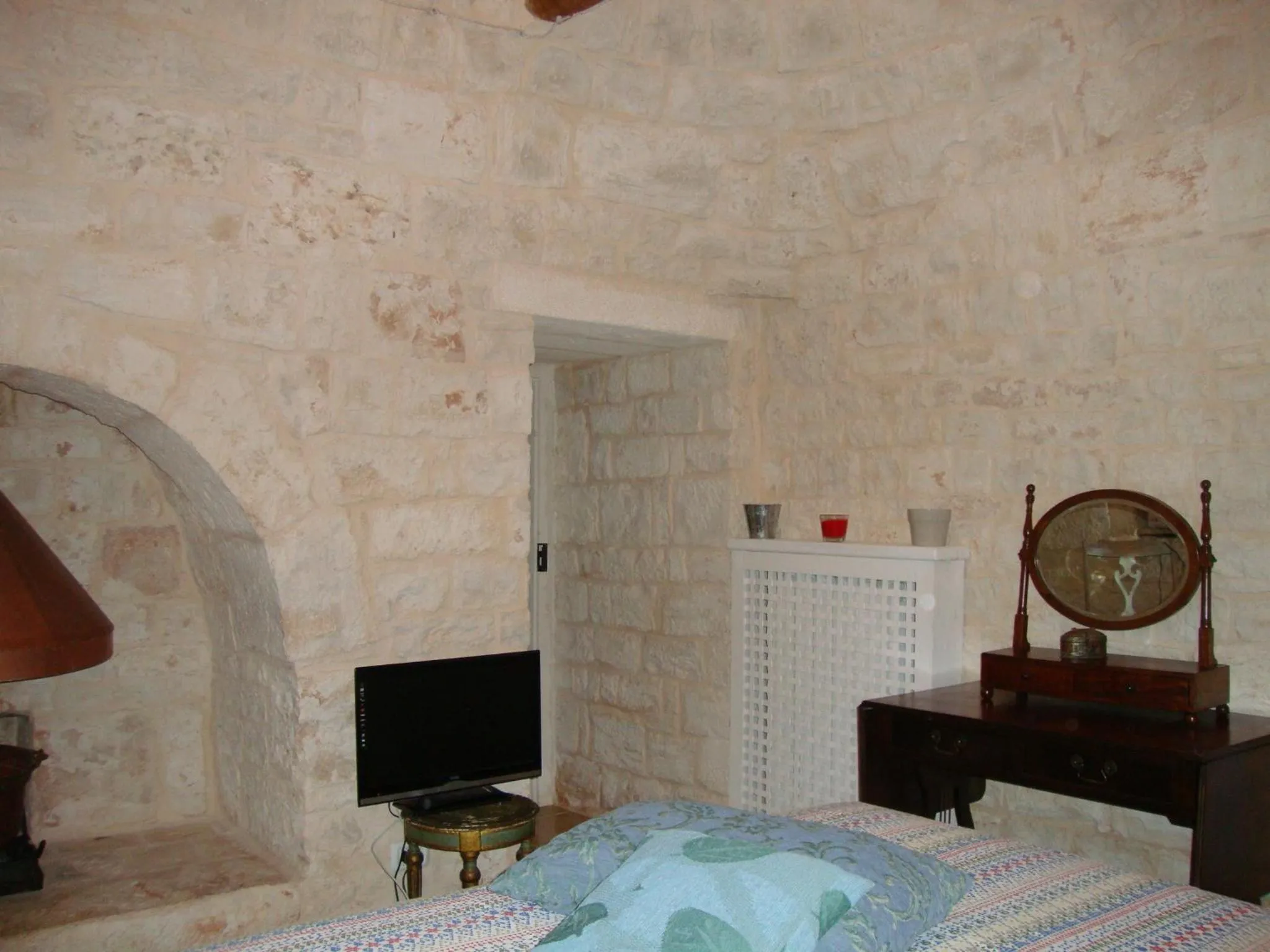 Decorative detail, Bed in Fontana Vecchia B&B