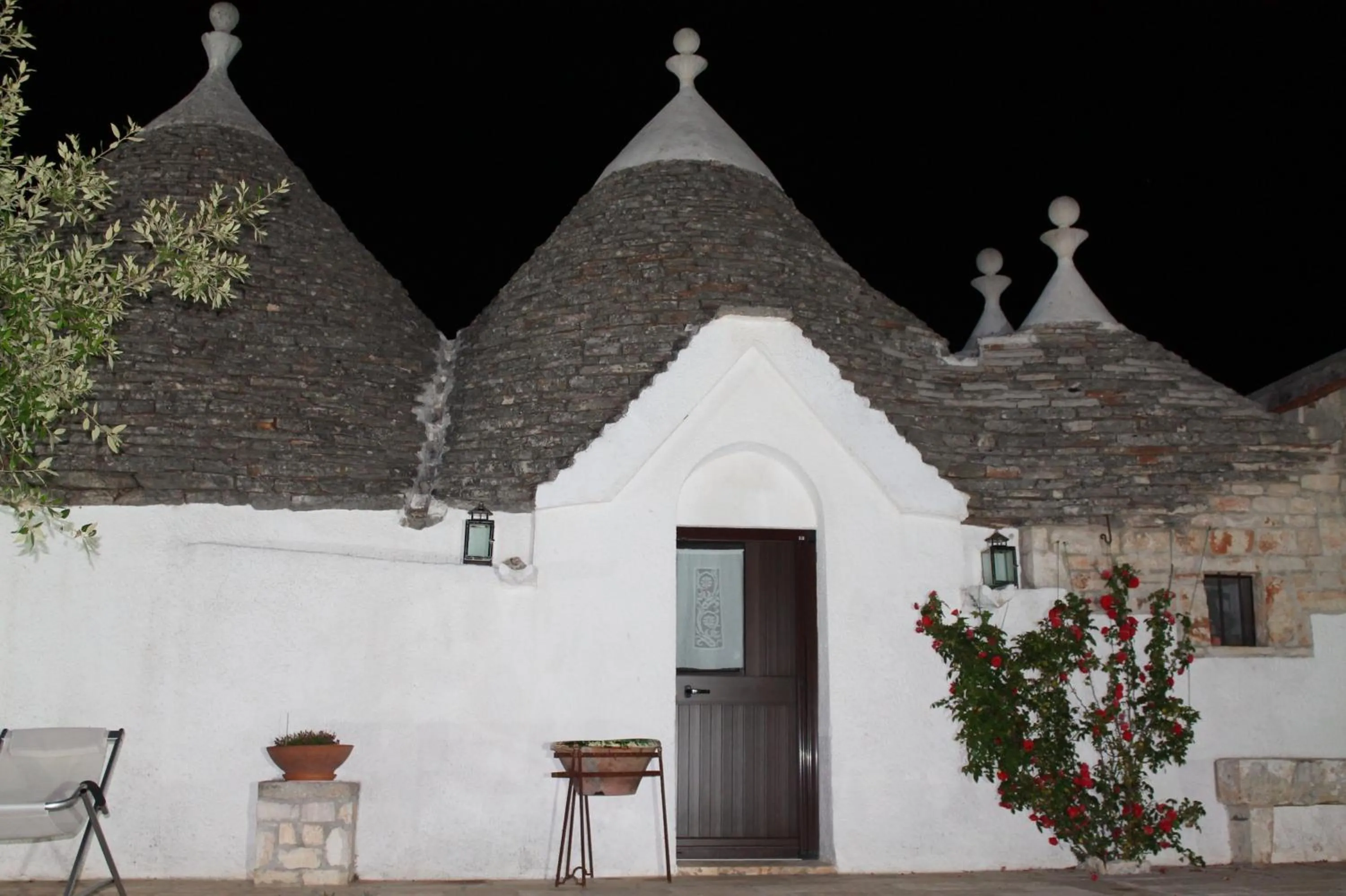 Decorative detail in Fontana Vecchia B&B