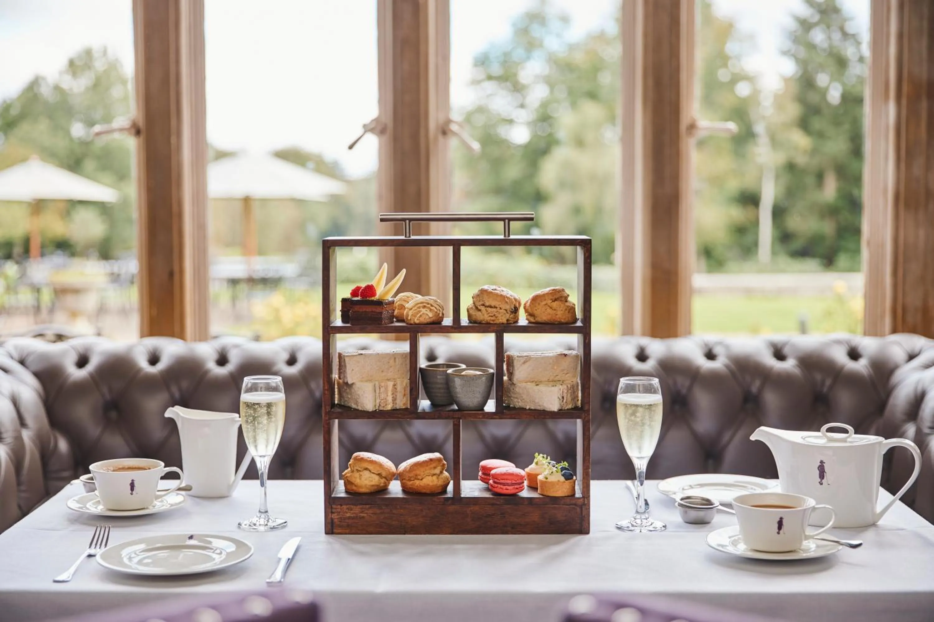 Restaurant/places to eat in Foxhills Club & Resort