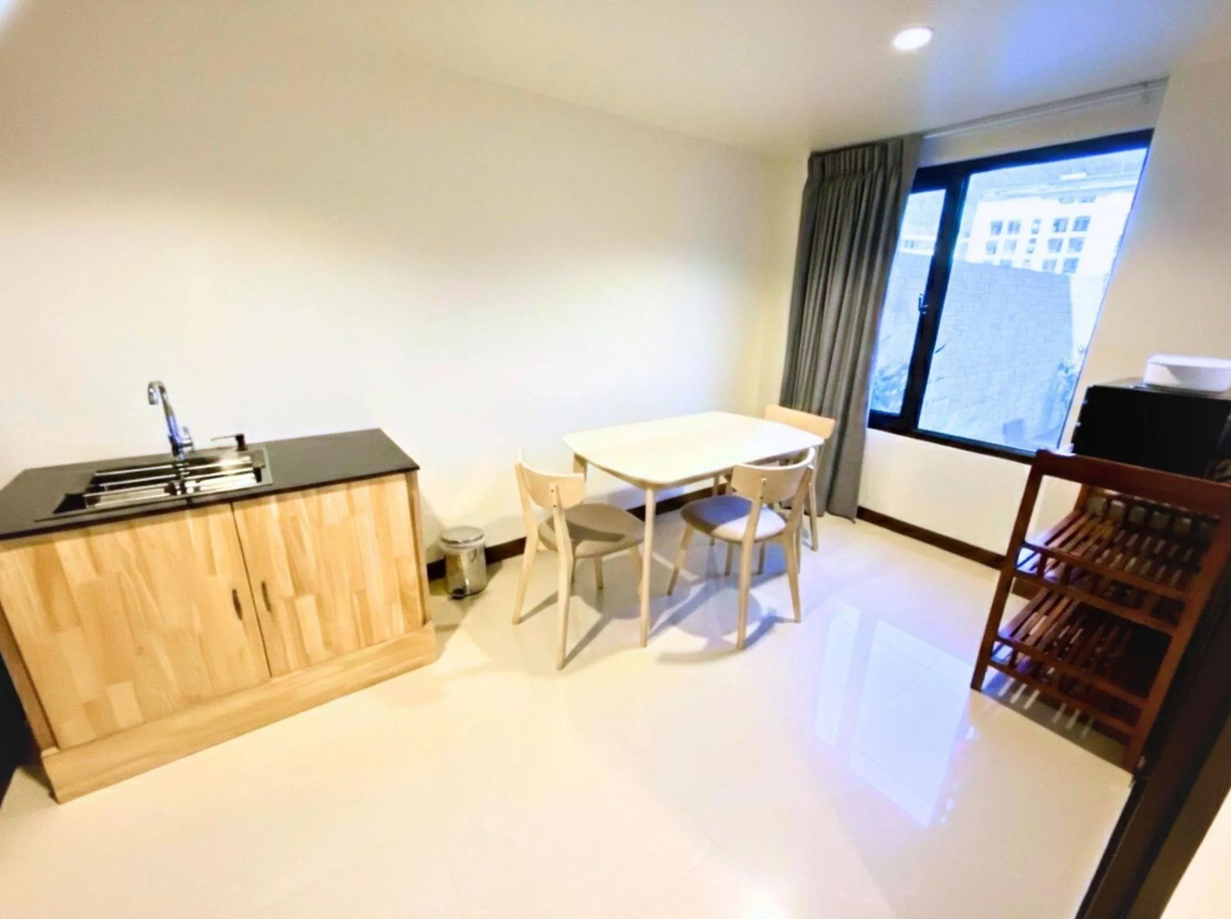 Dining area in Orchid Garden Hotel Patong