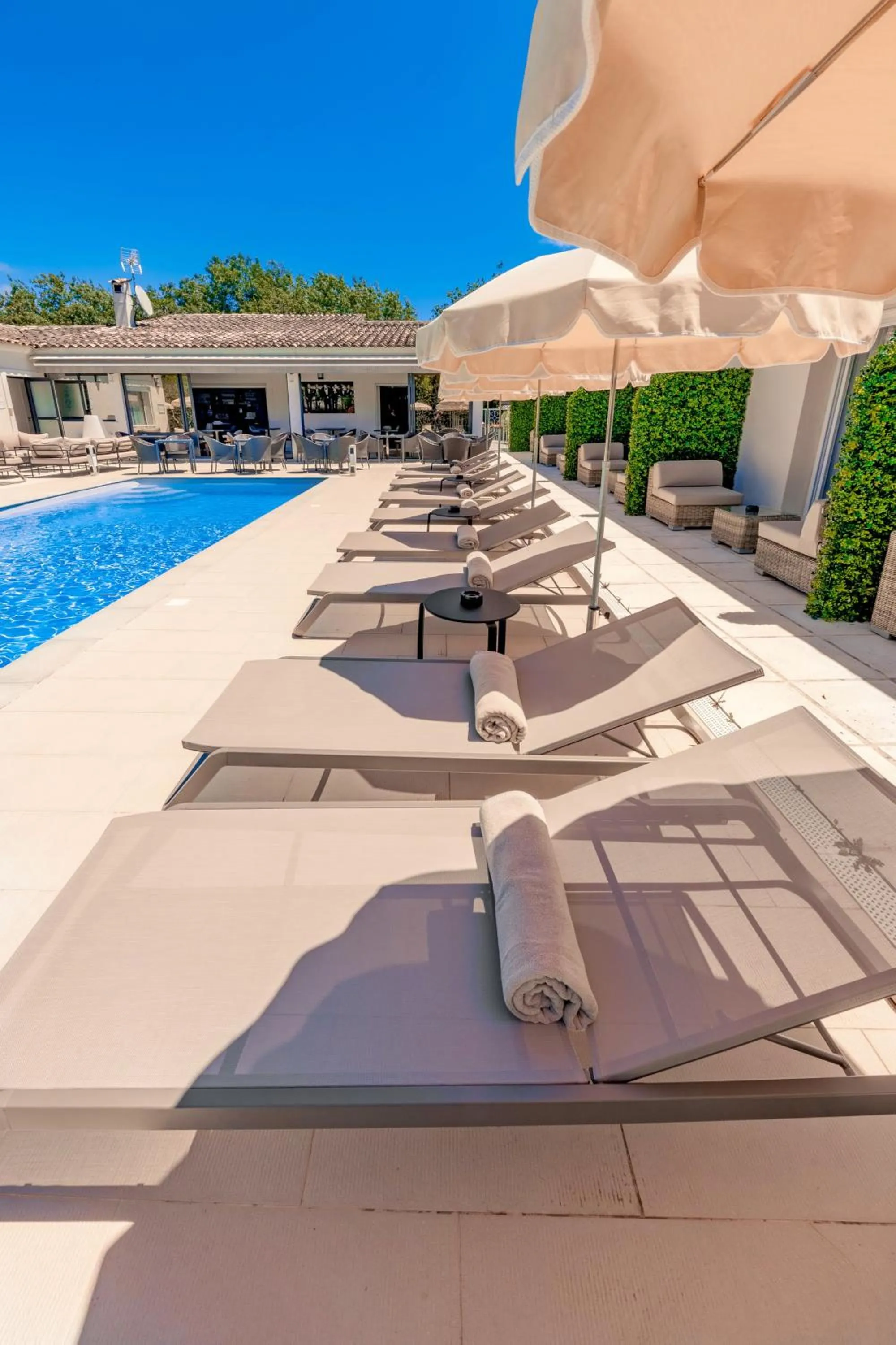 Swimming pool in Hôtel Villa Sophia - ADULTS ONLY JULY AND AUGUST