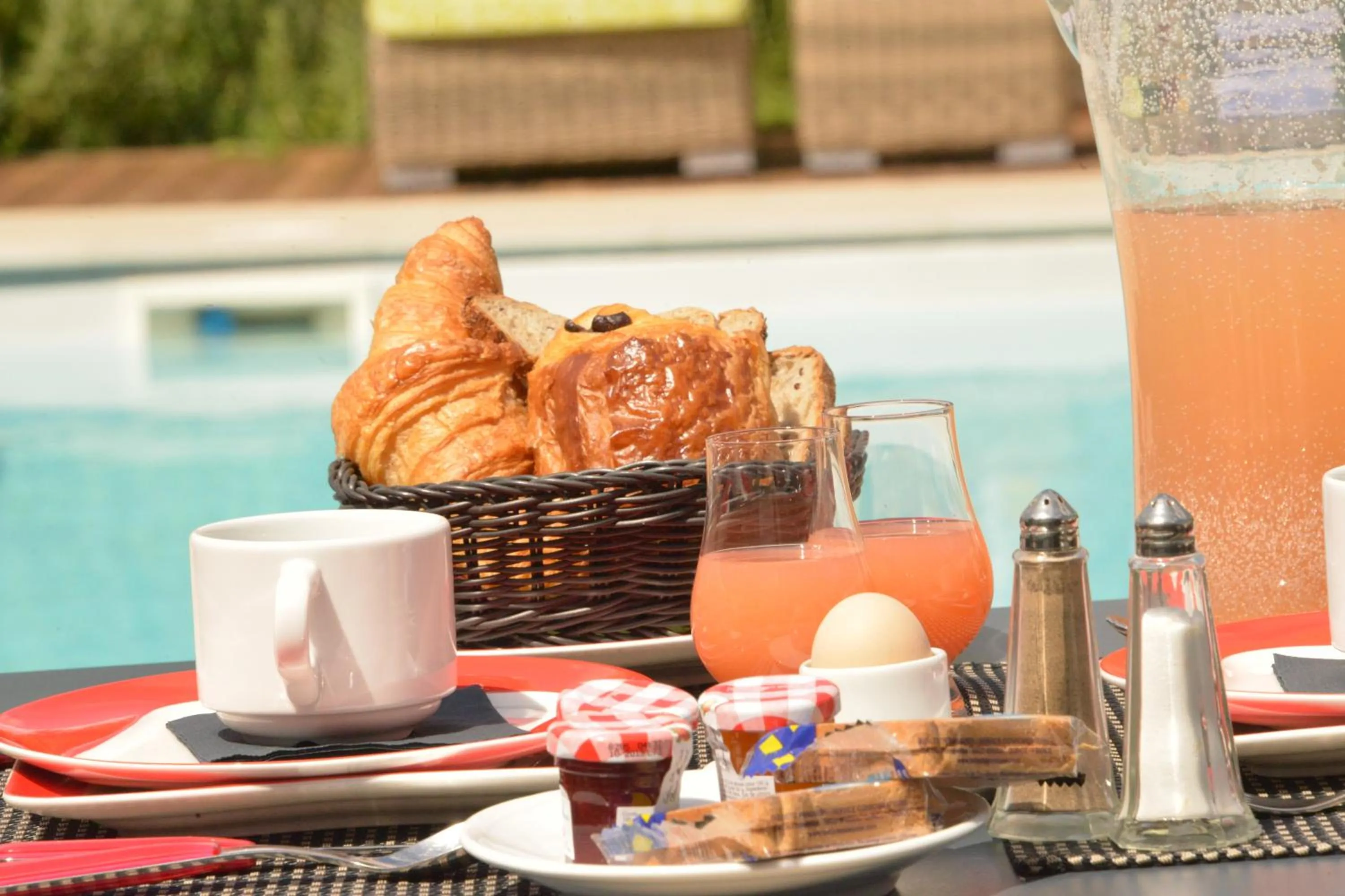 Food in Hôtel Villa Sophia - ADULTS ONLY JULY AND AUGUST