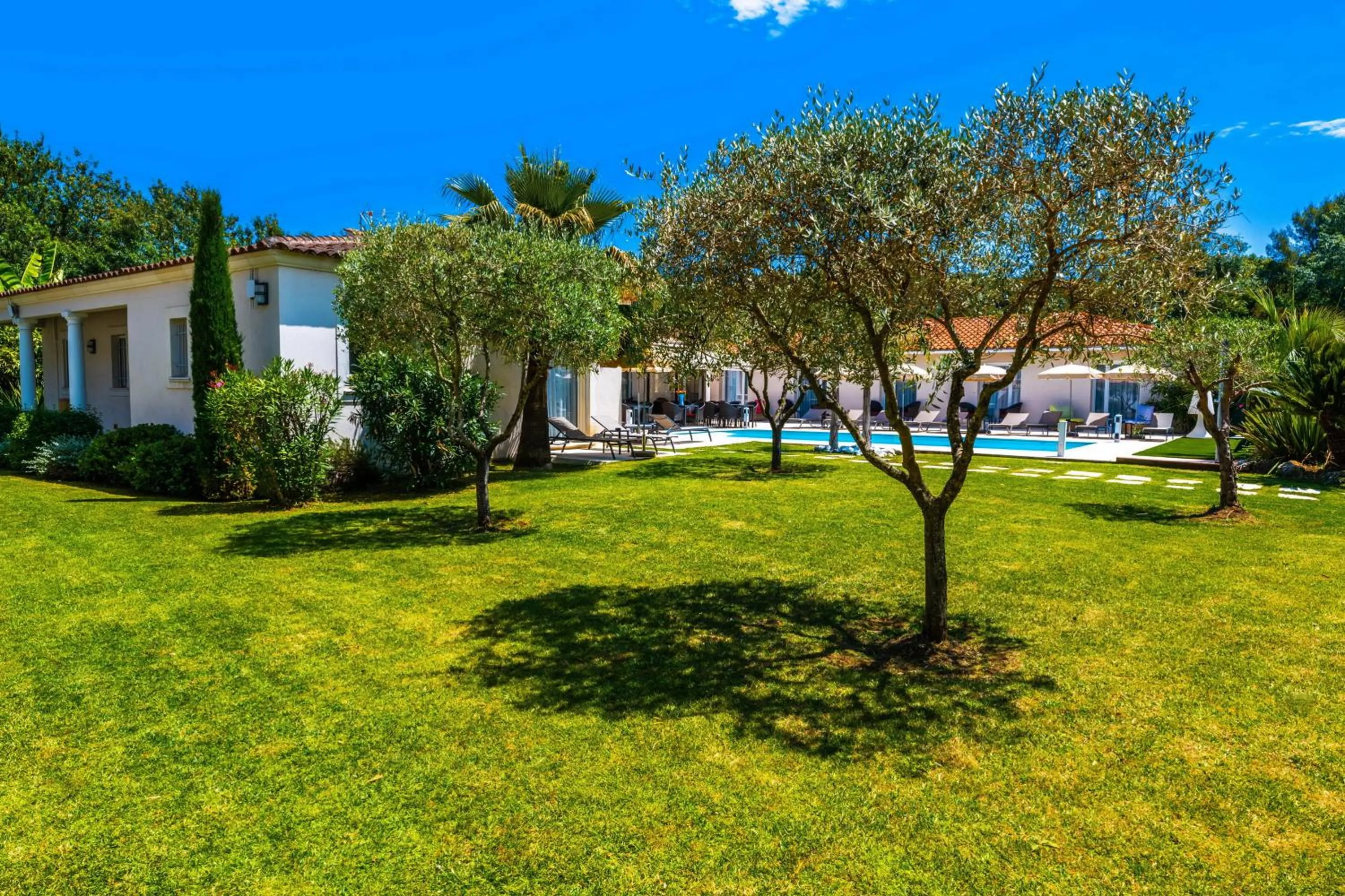 Garden in Hôtel Villa Sophia - ADULTS ONLY JULY AND AUGUST