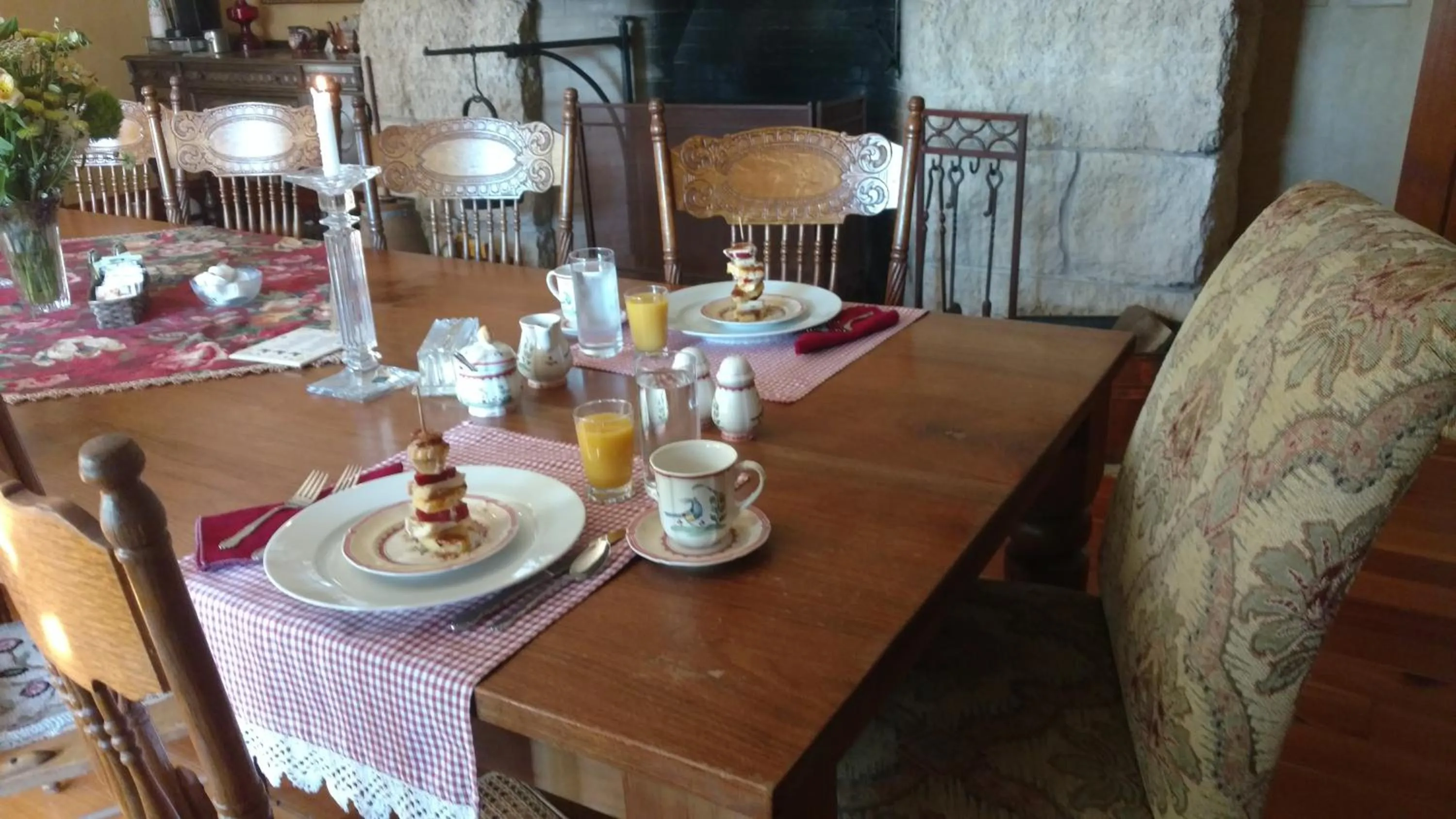 Round Barn Farm B & B Event Center