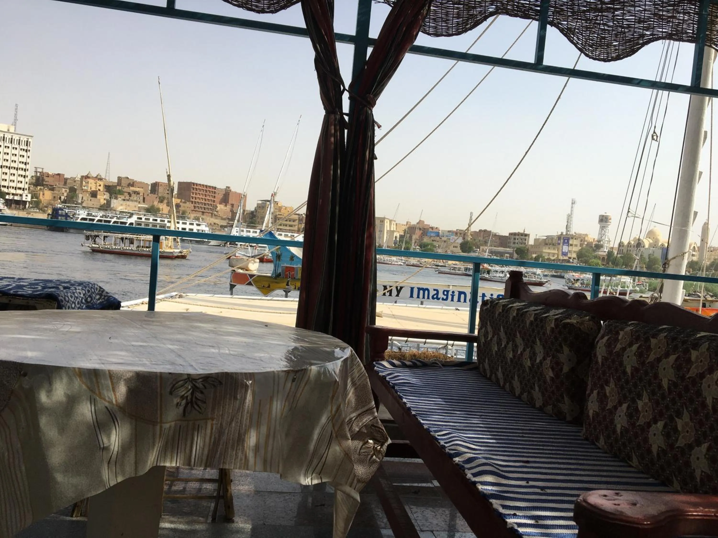 Balcony/Terrace in Awi Guest House