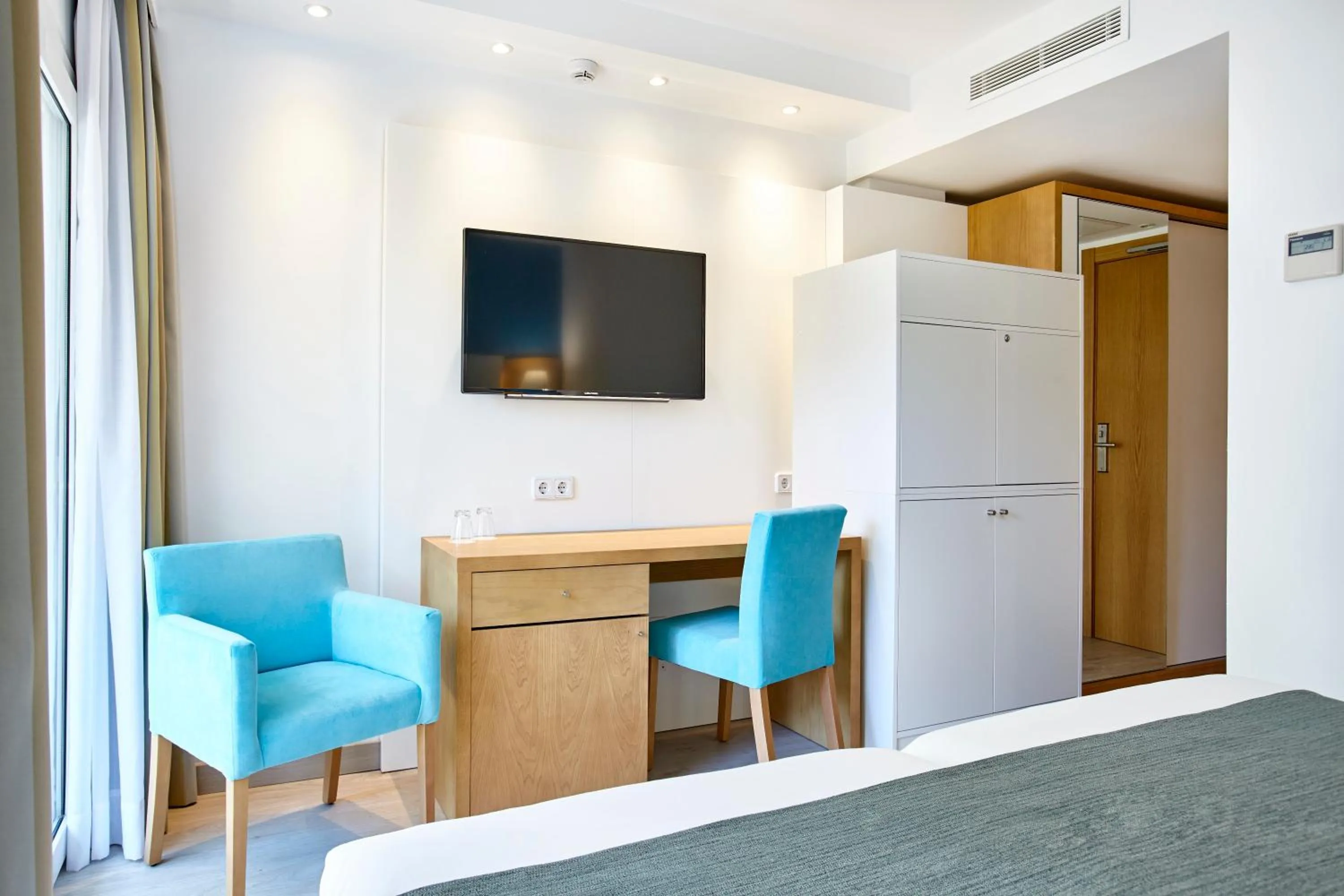 Photo of the whole room in Universal Casa Marquesa