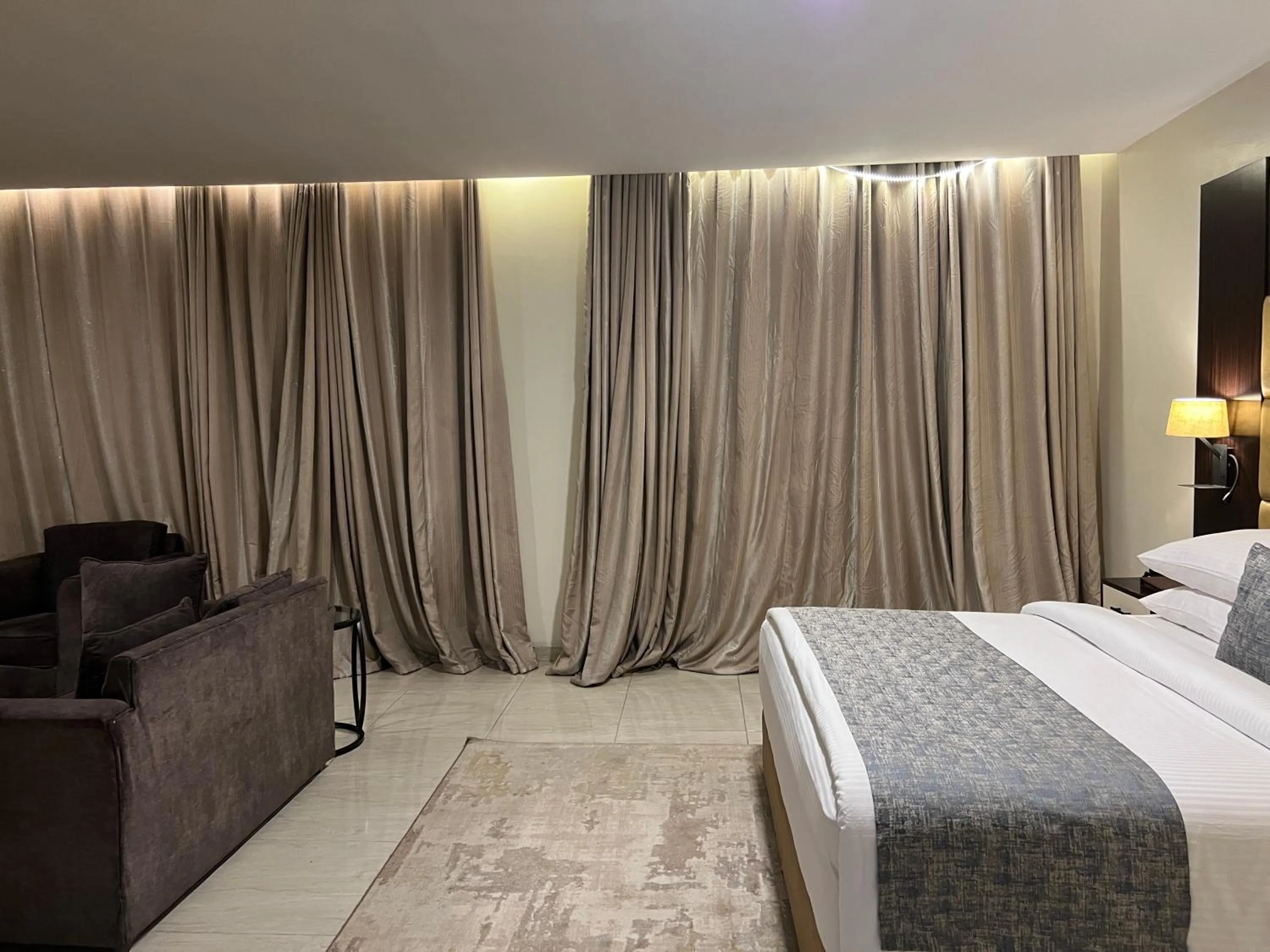 Bedroom in Rollace Hotel