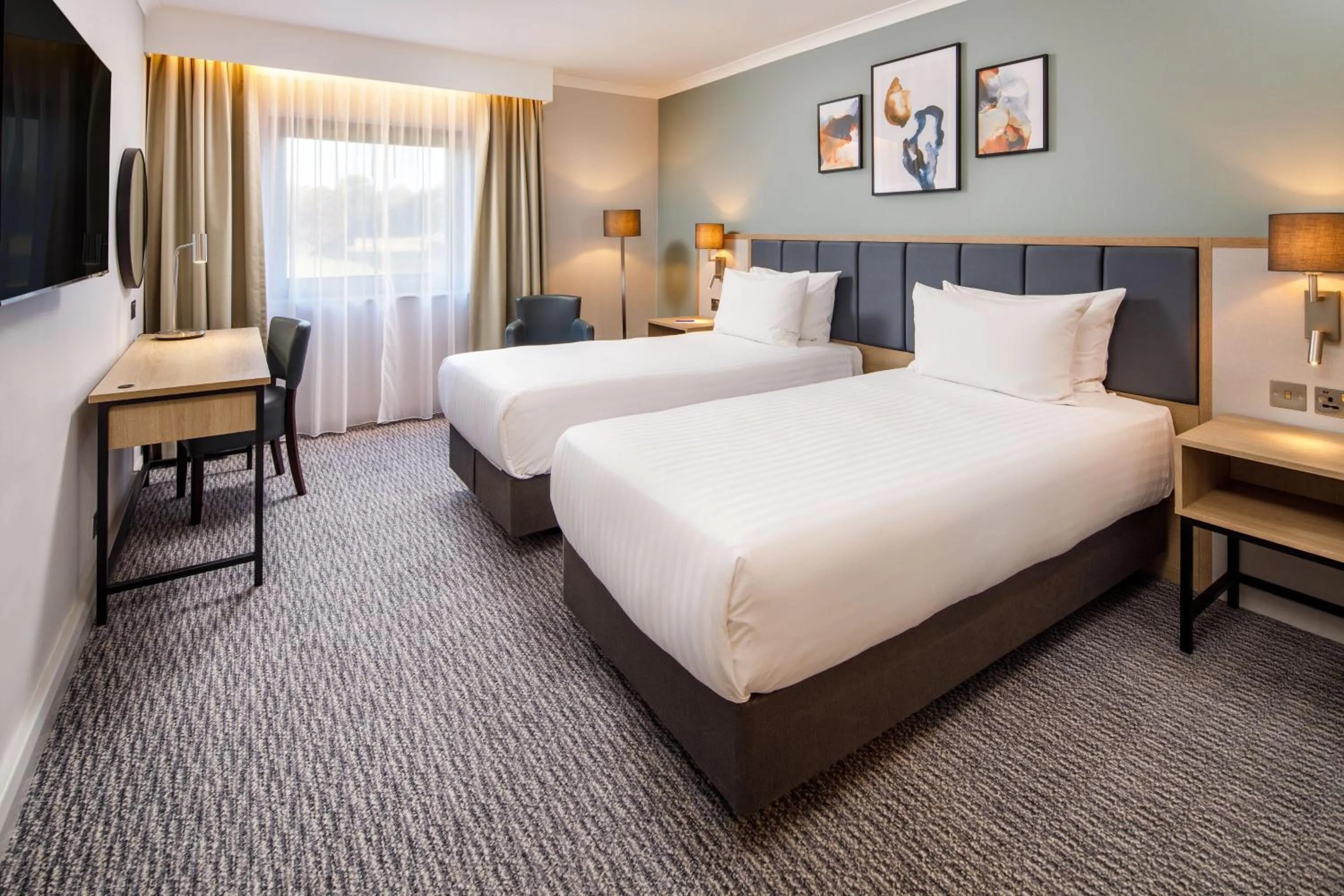 Bedroom, Bed in Delta Hotels by Marriott Milton Keynes