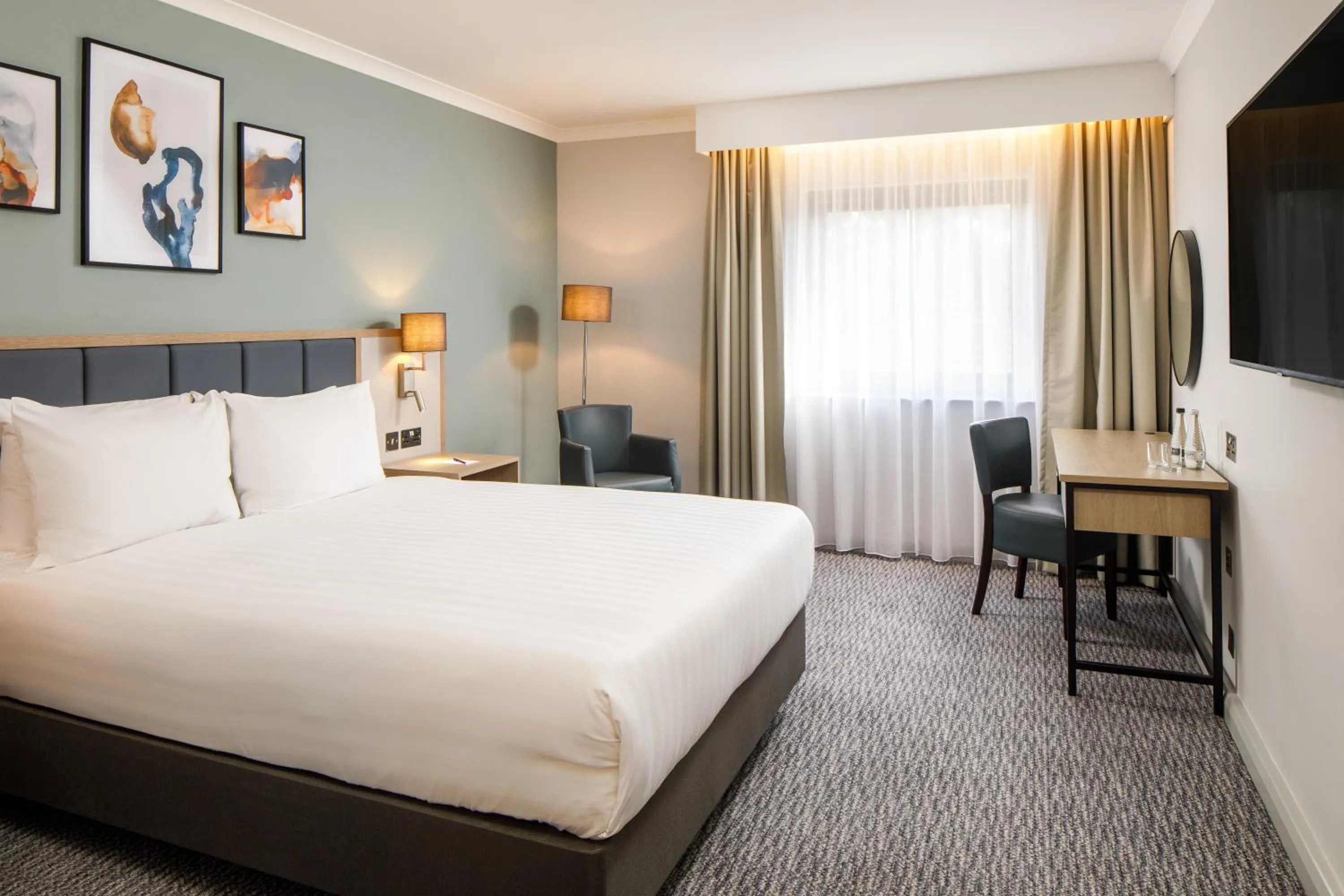 Bed in Delta Hotels by Marriott Milton Keynes