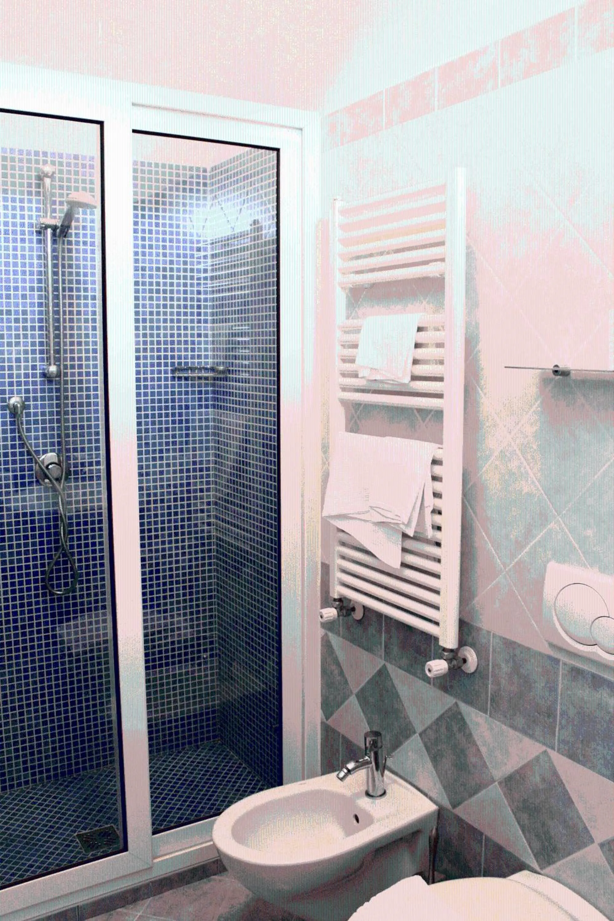 Bathroom in Hotel Costa Citara