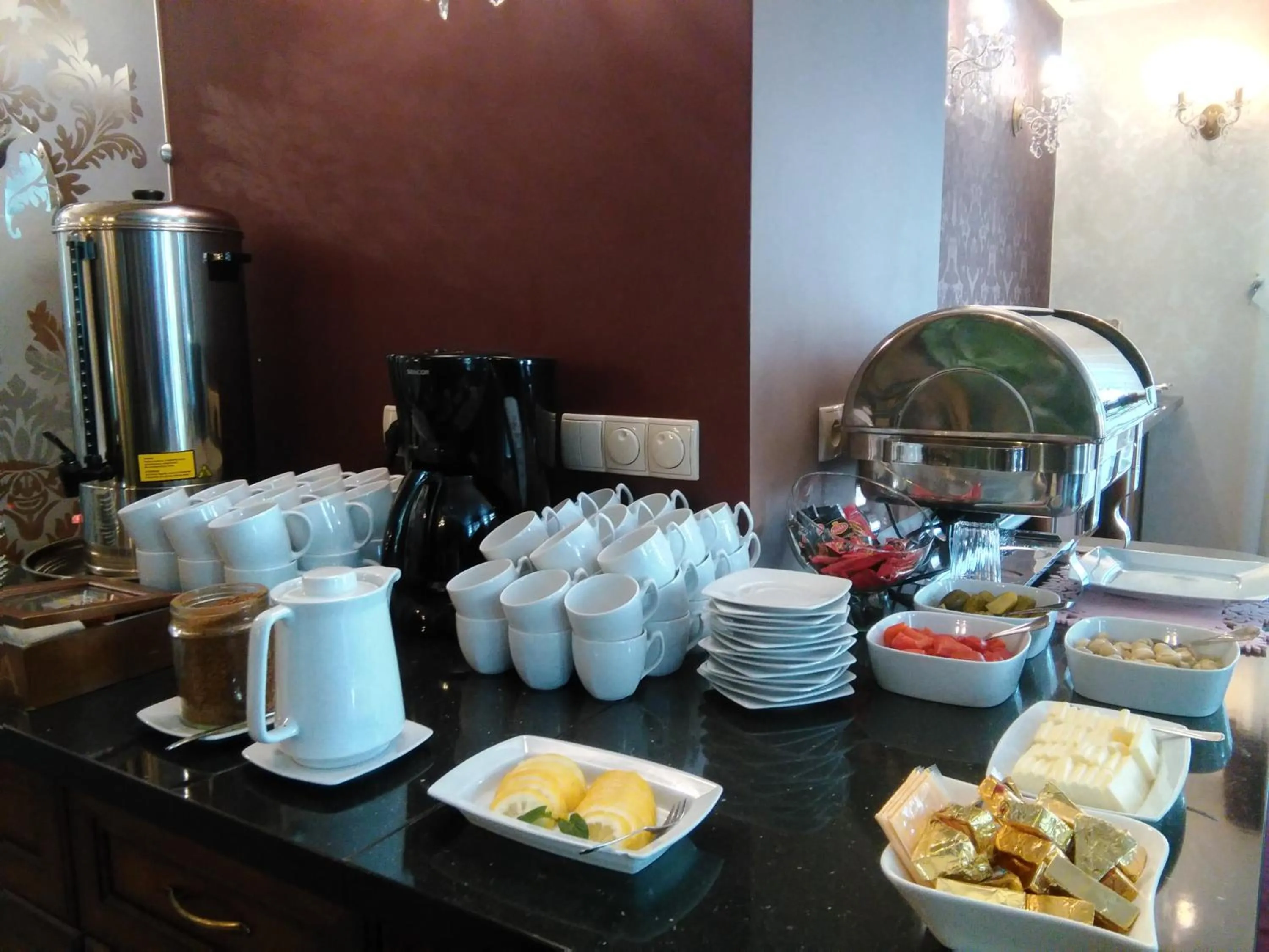 Buffet breakfast in Paria Hotel