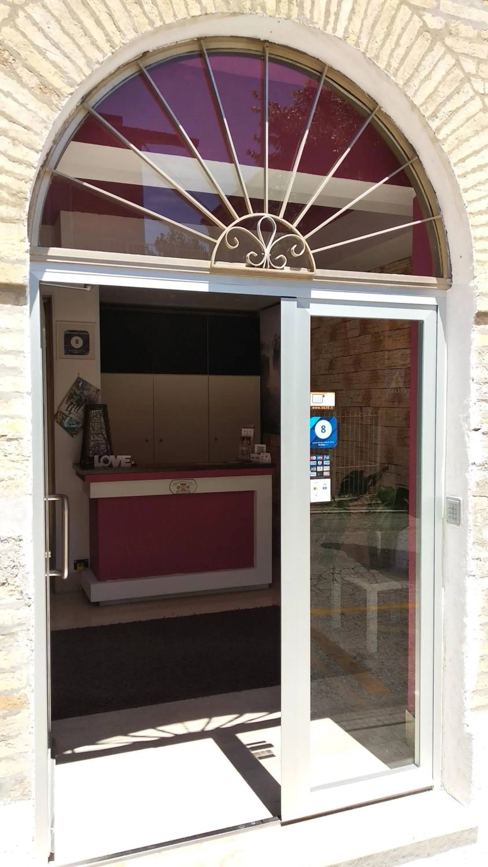 Facade/entrance in B&B Residenza Leonardo