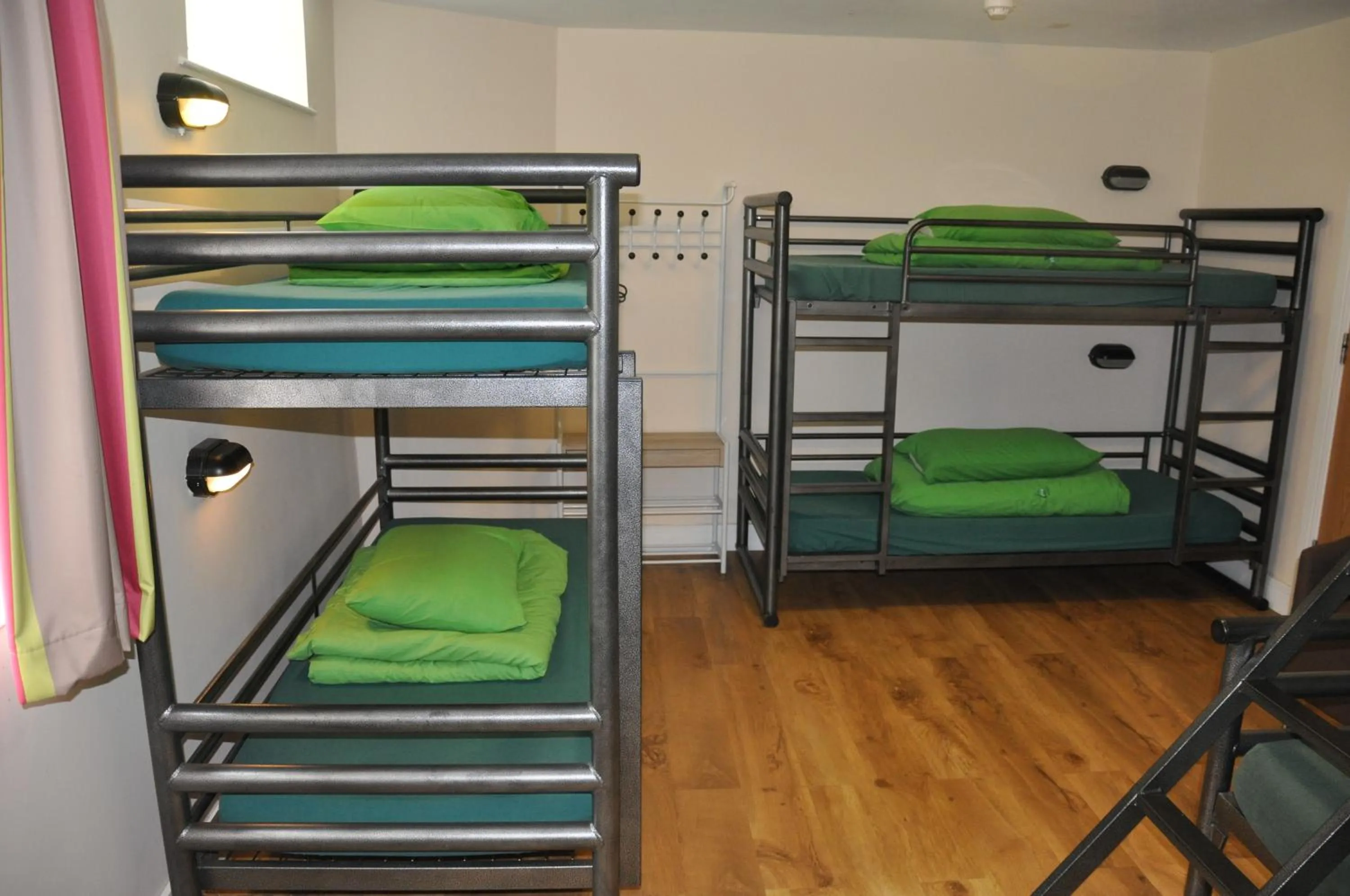 bunk bed, Bed in YHA Okehampton - Partner