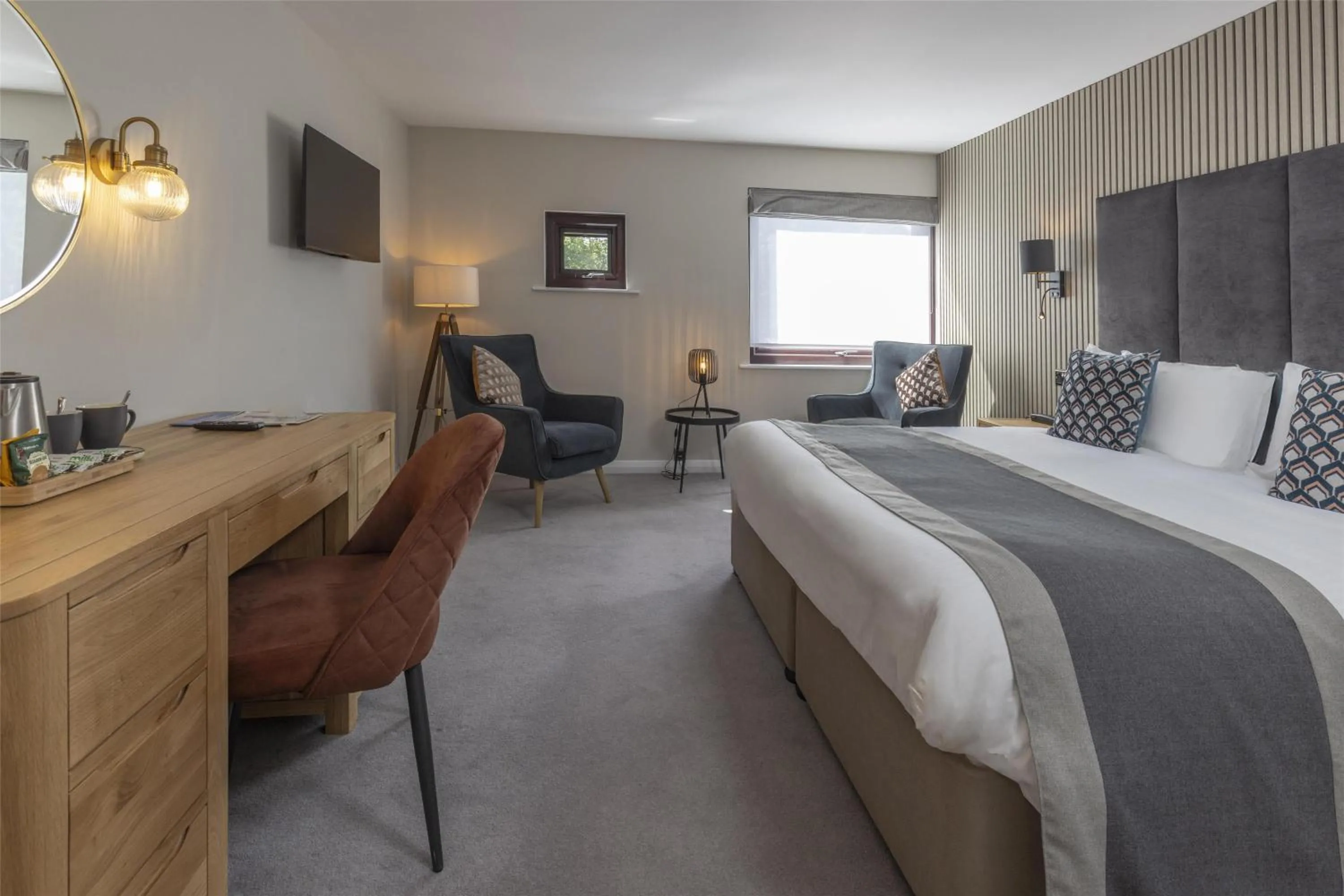 Bedroom, Bed in The Crooklands, BW Signature Collection