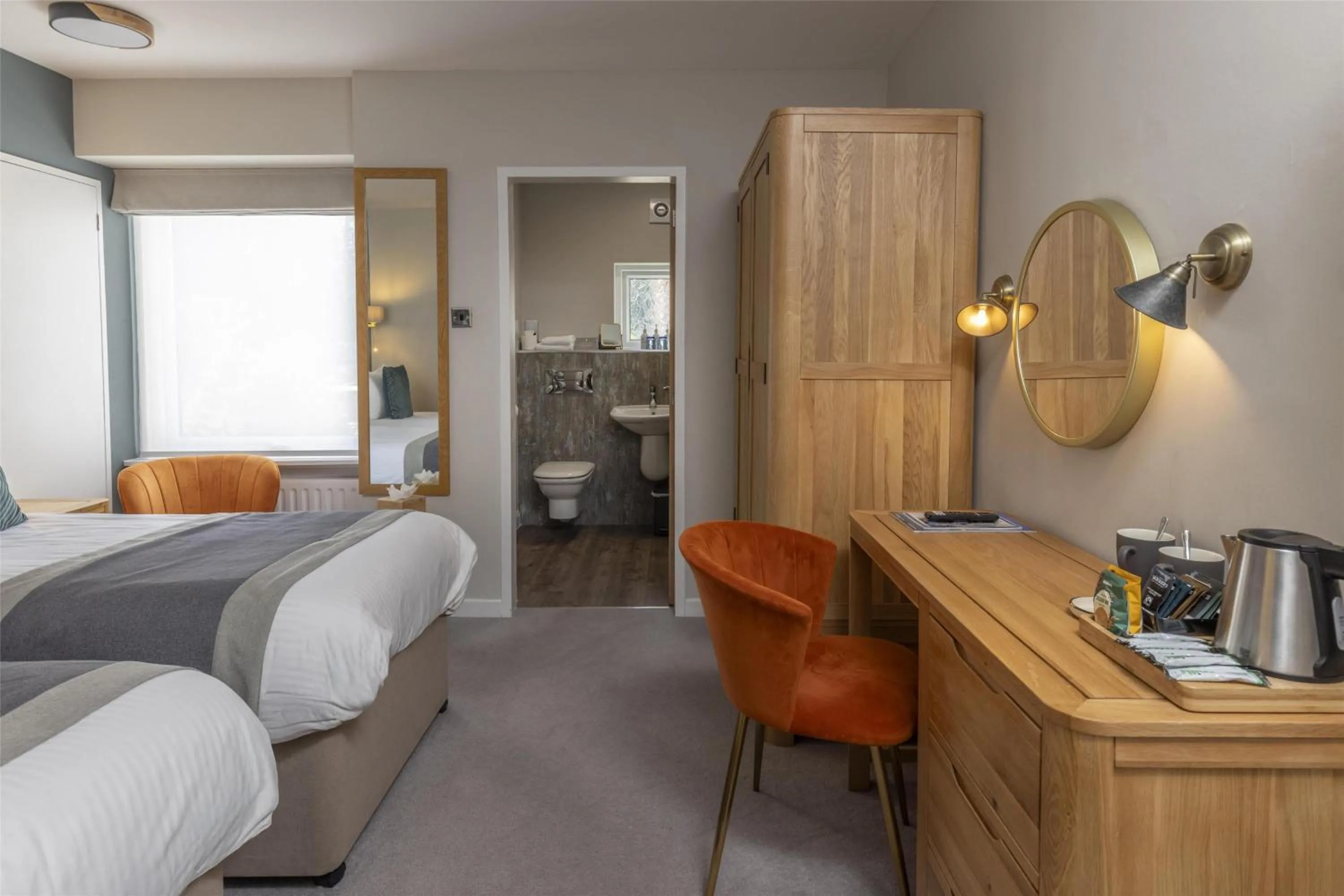 Bedroom, Bed in The Crooklands, BW Signature Collection