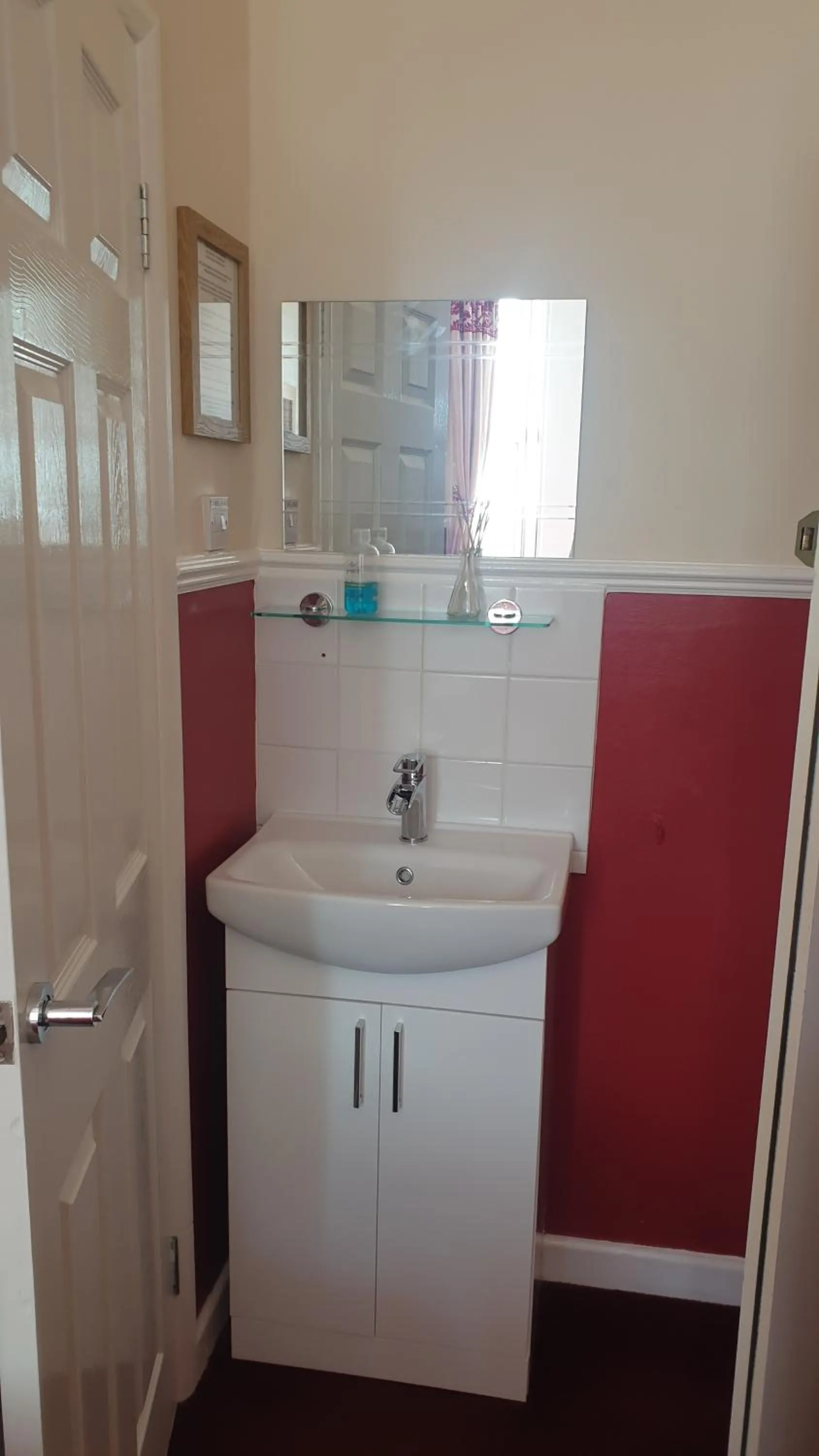 Bathroom in All Seasons Guest House