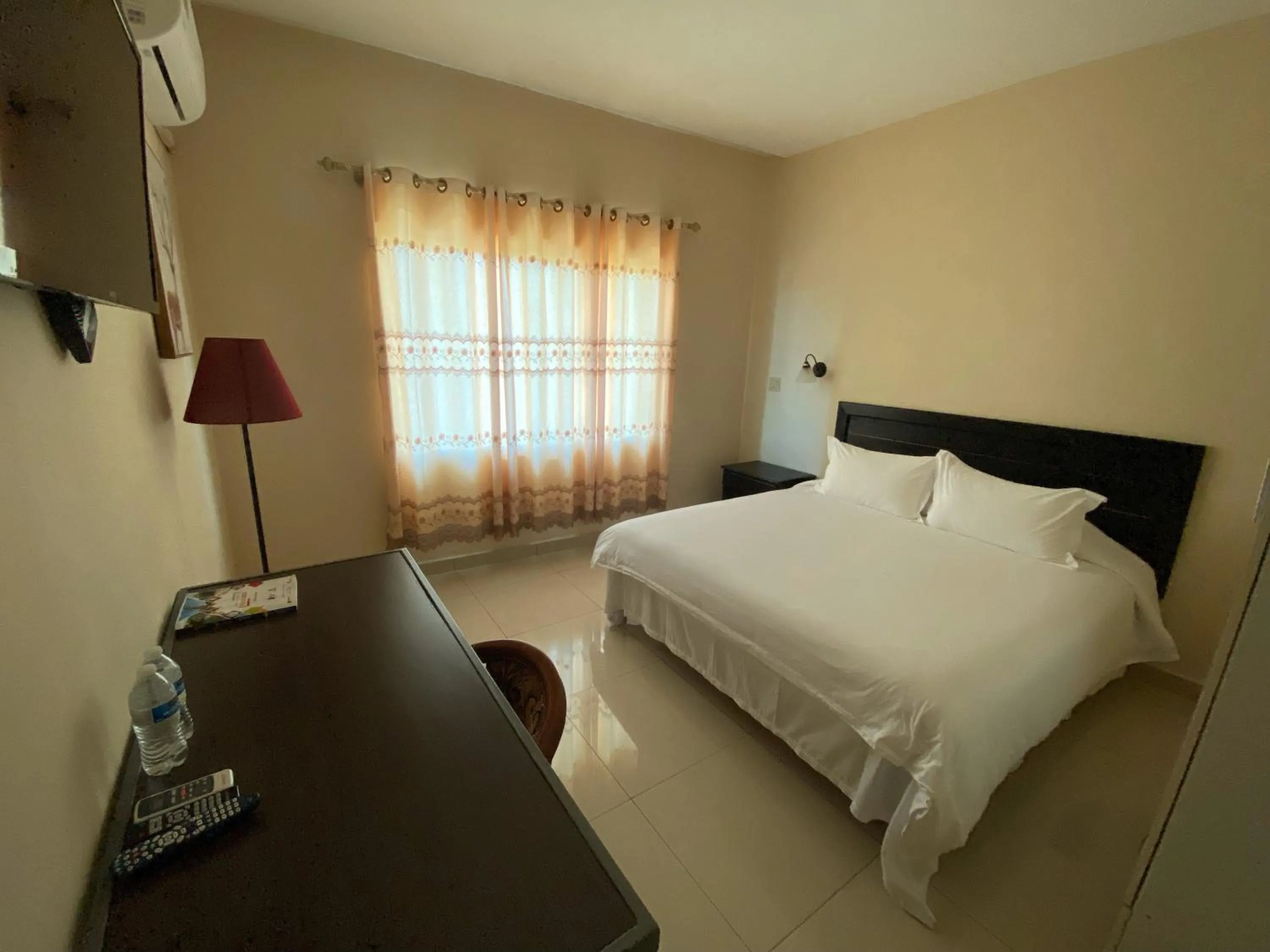 Bed in Hotel F Sur Inn