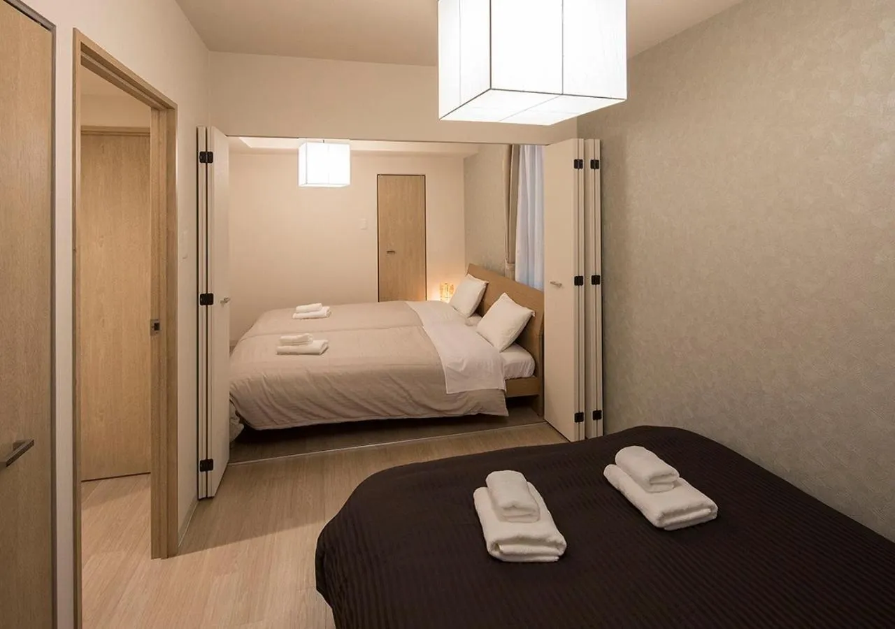 Photo of the whole room, Bed in PINN-N4E2Ⅰ