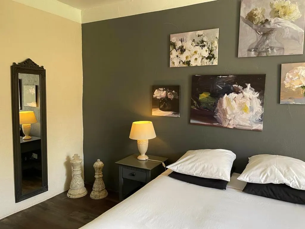 Bed in La Maison au Puits