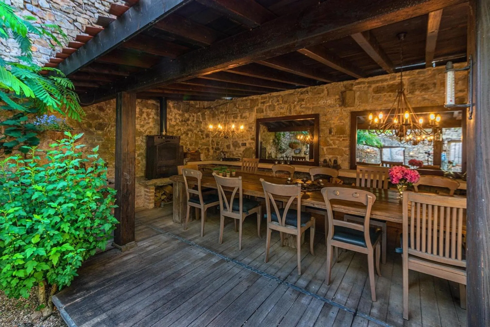 Patio in La Maison au Puits