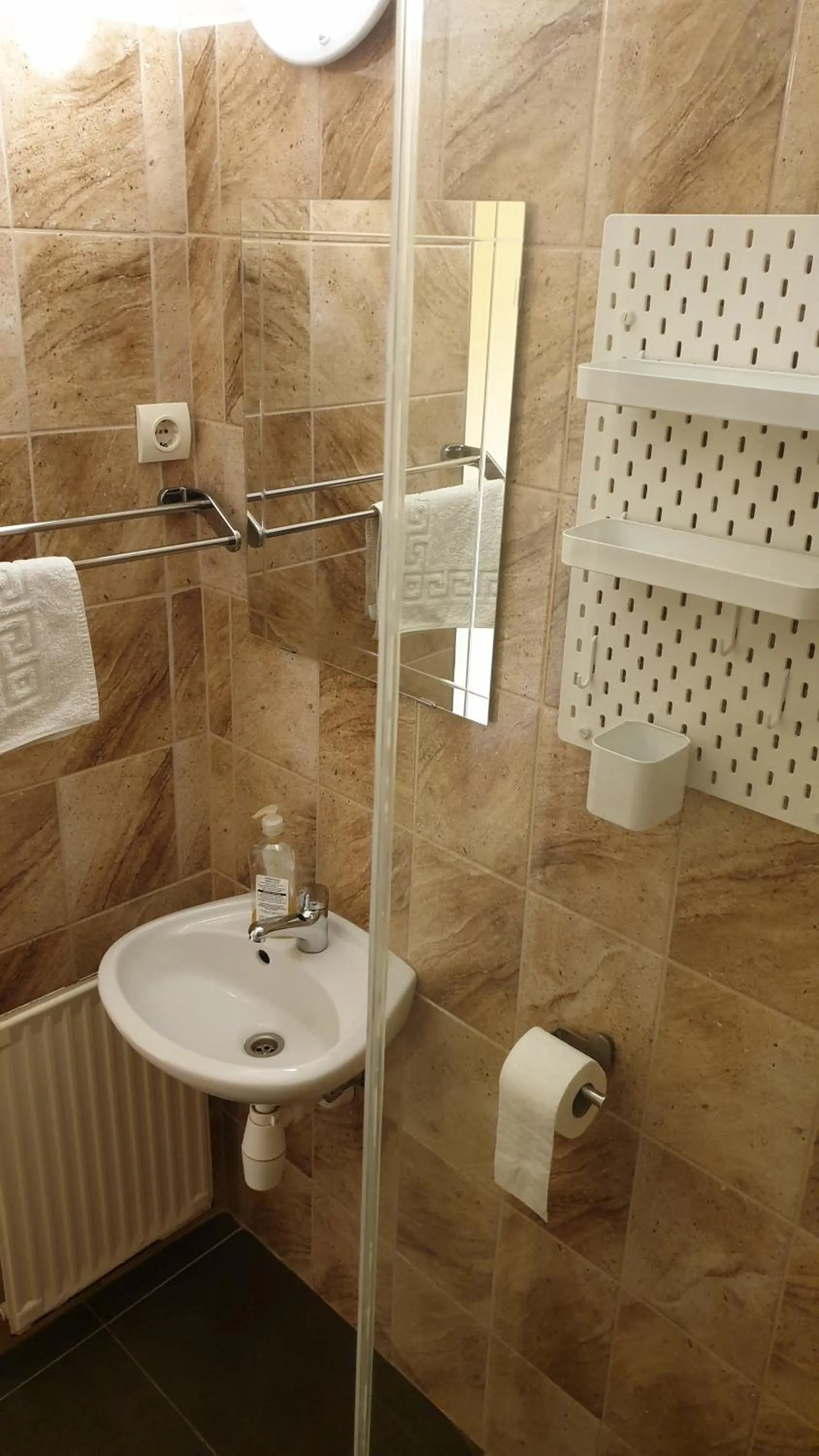 Bathroom in Jáde Panzió