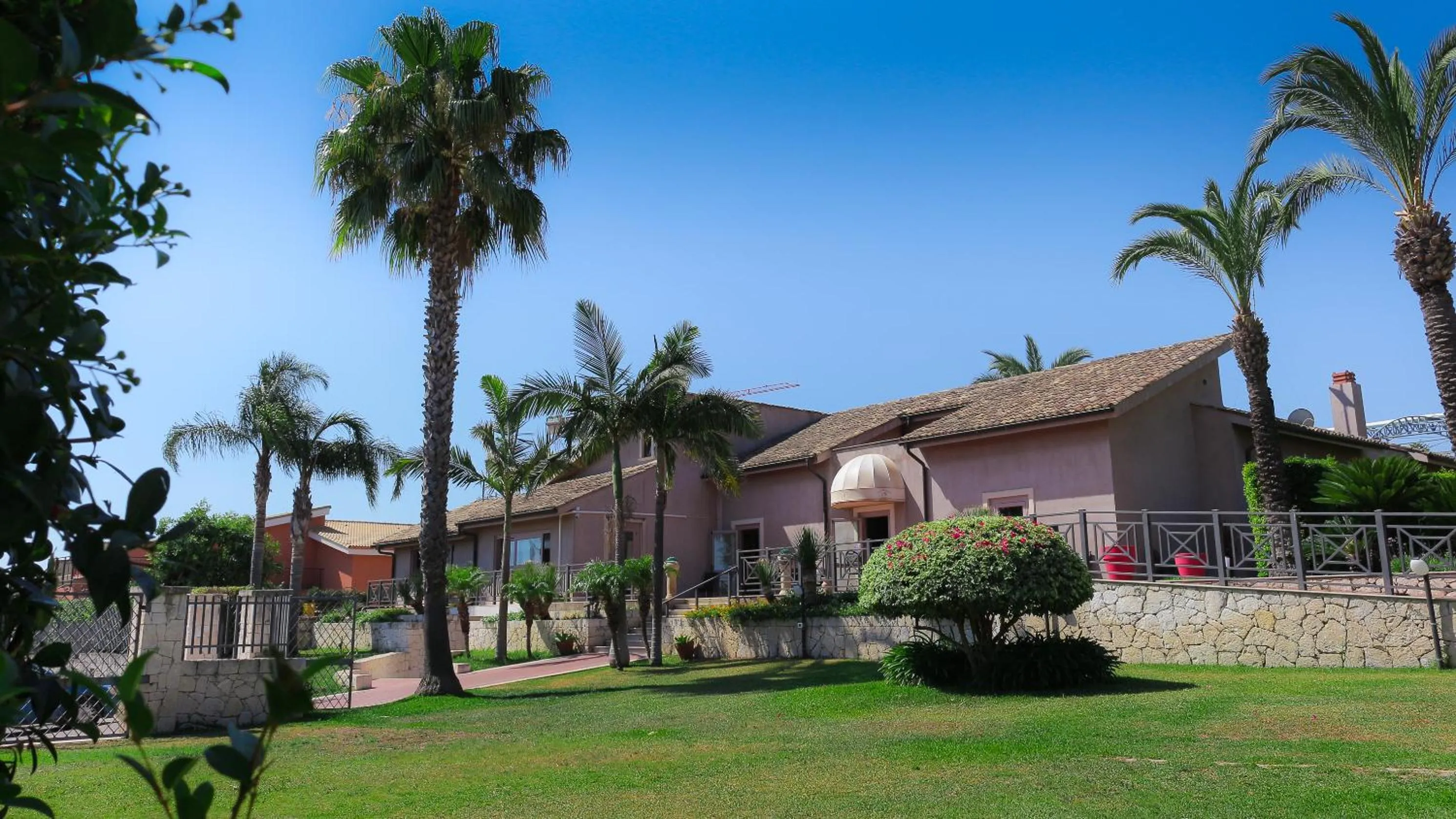 Property building in Hotel La Cavalera