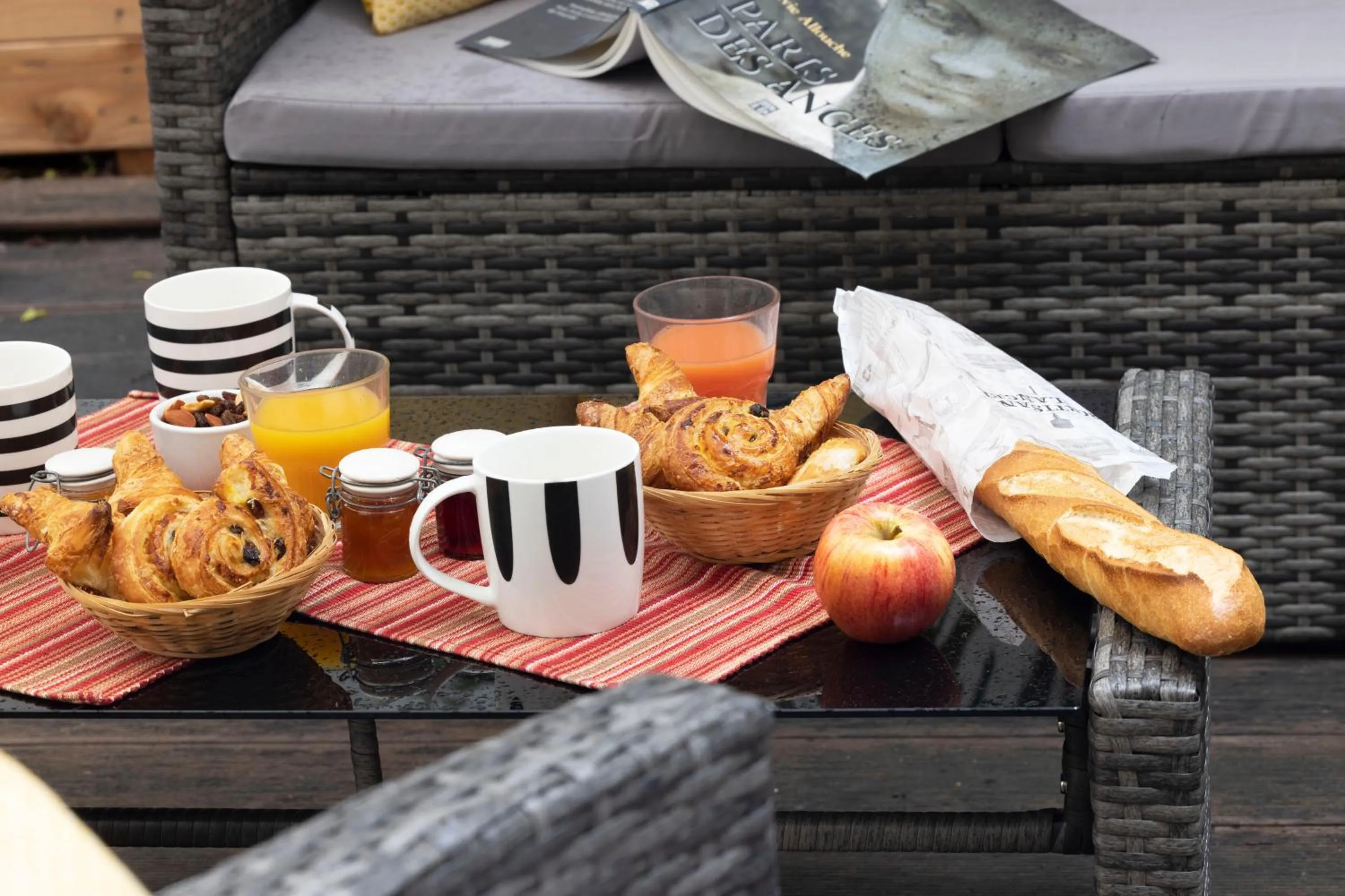 Breakfast in Maison Lavaud