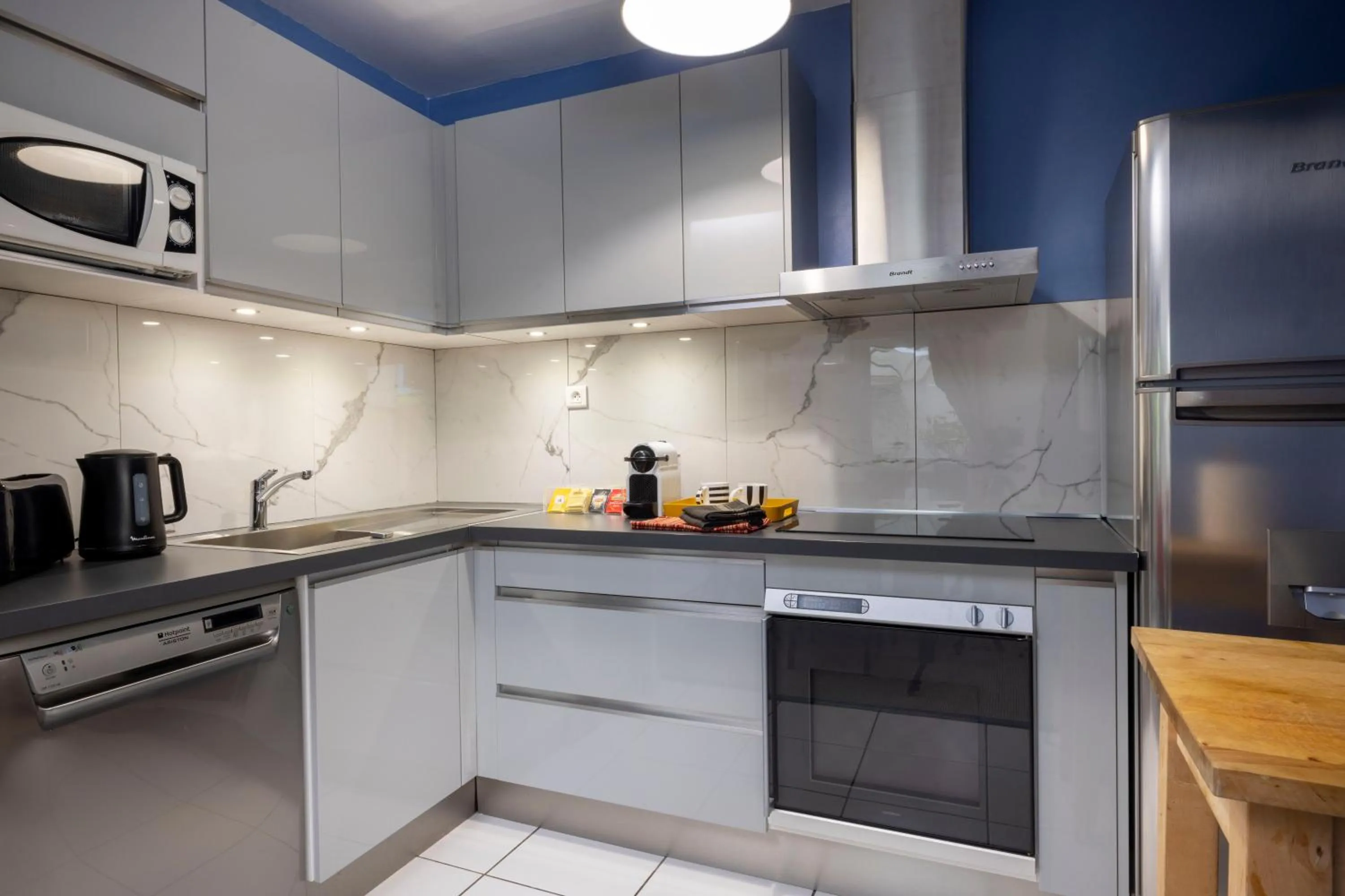 Coffee/tea facilities in Maison Lavaud