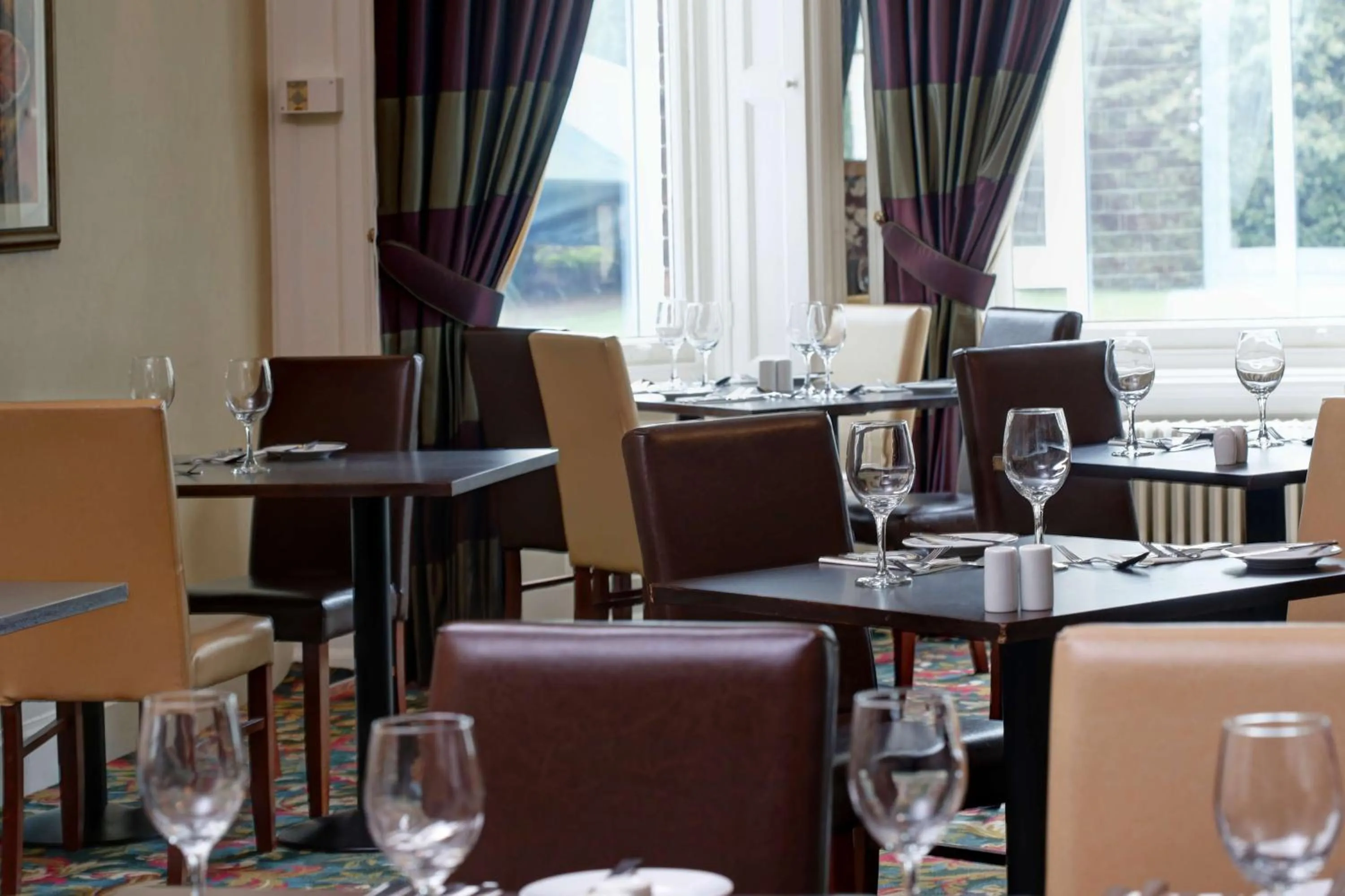 Restaurant/places to eat in Burn Hall Hotel