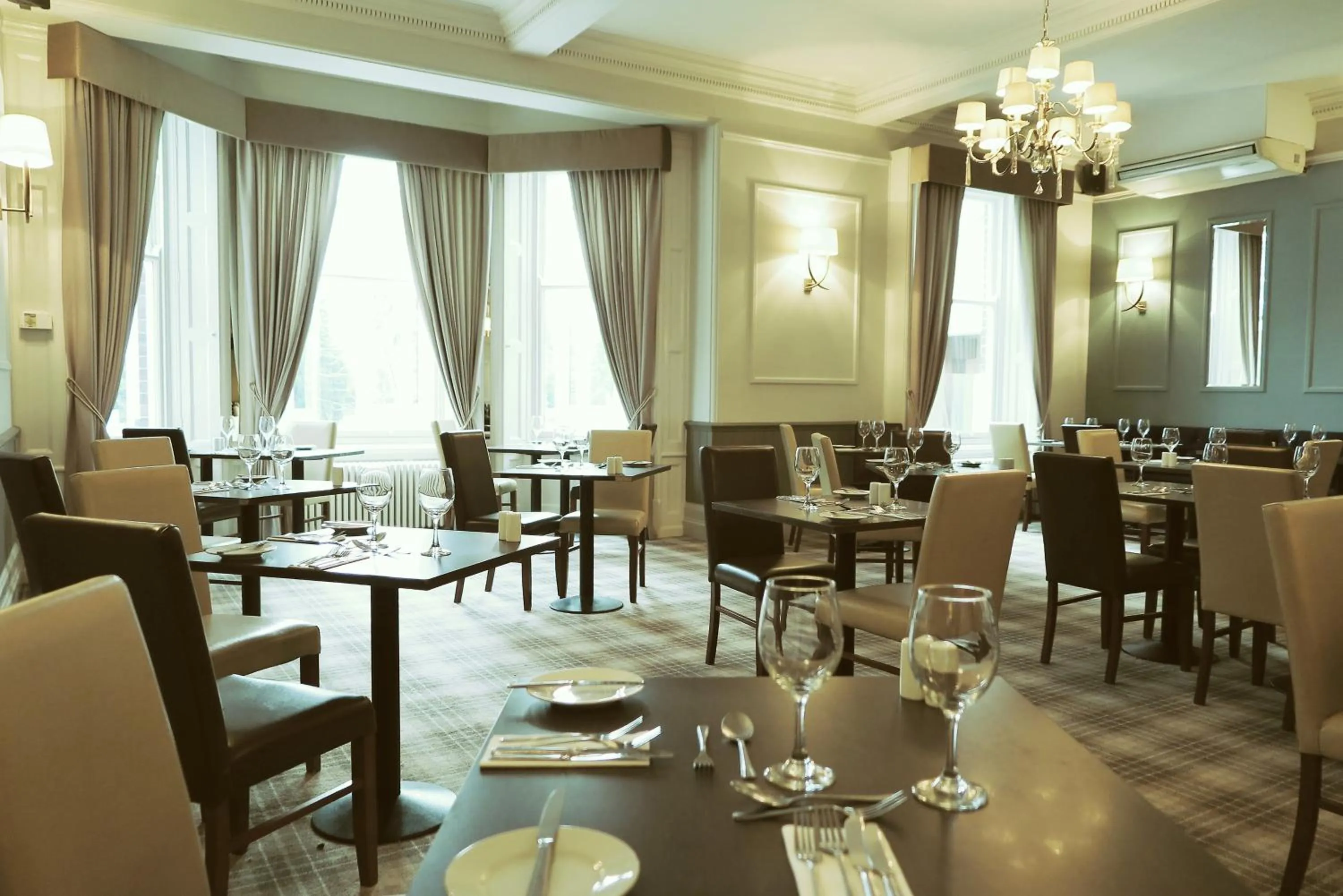 Food and drinks in Burn Hall Hotel