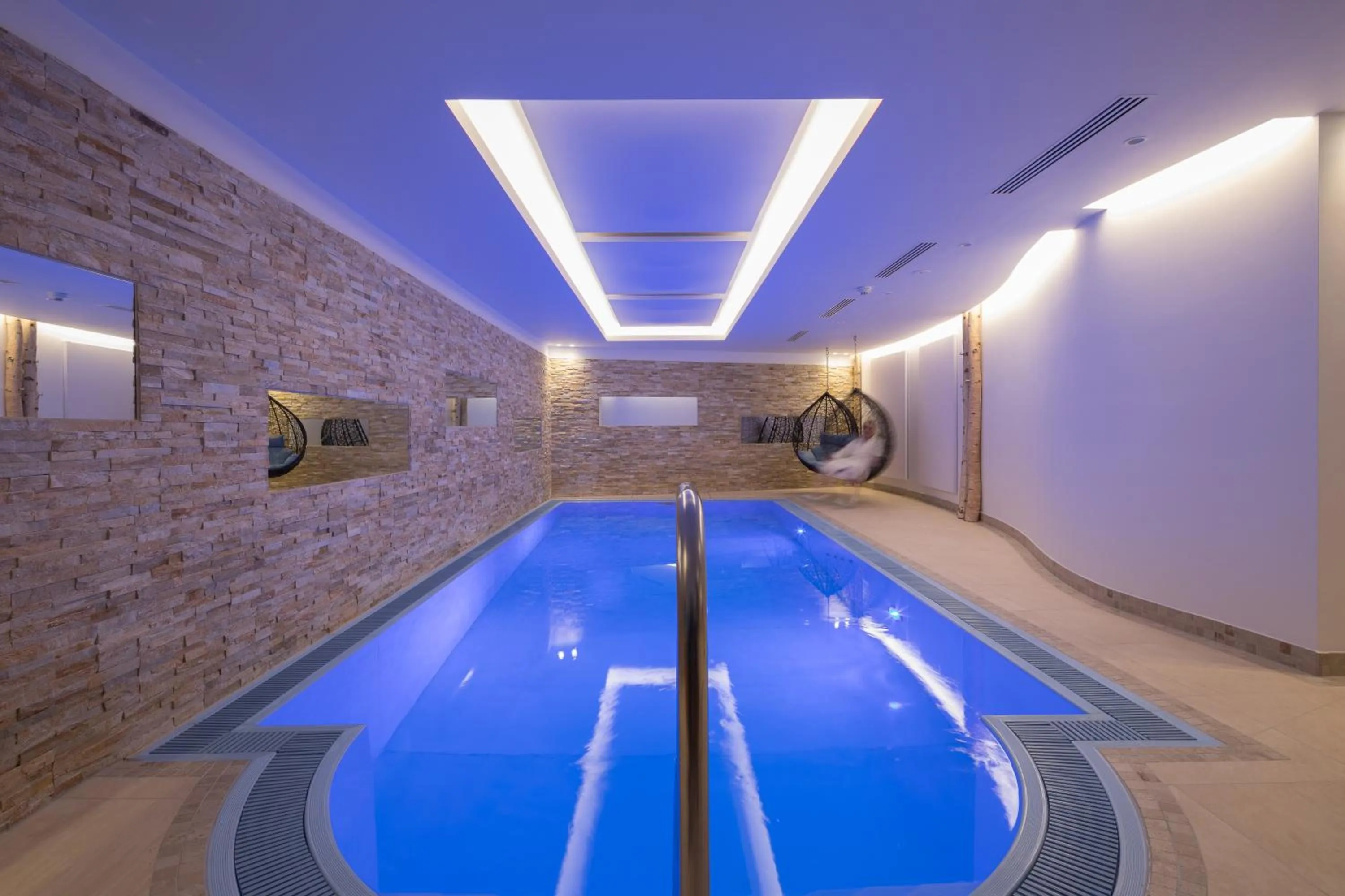 Swimming pool in Hotel Albona Nova