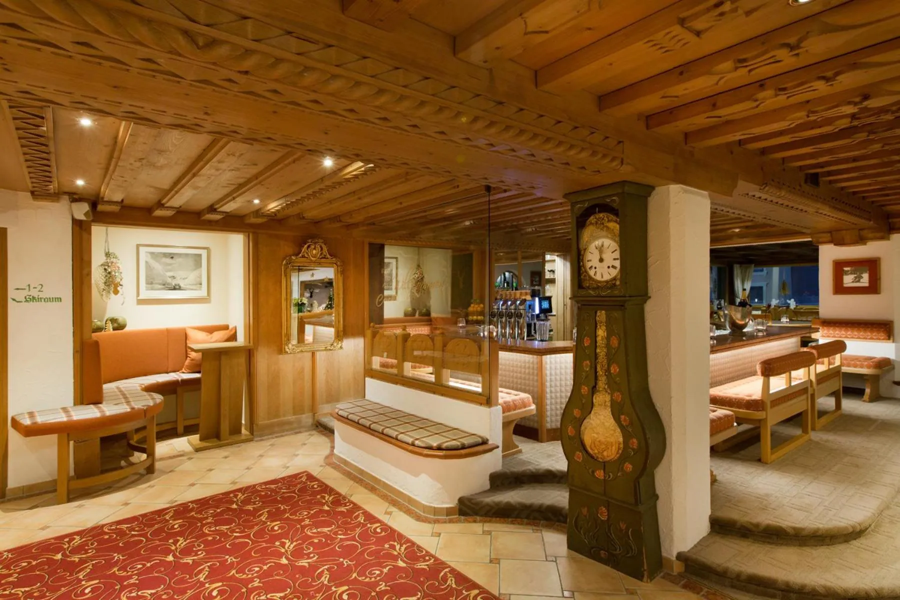 Lounge or bar, Bed in Hotel Albona Nova