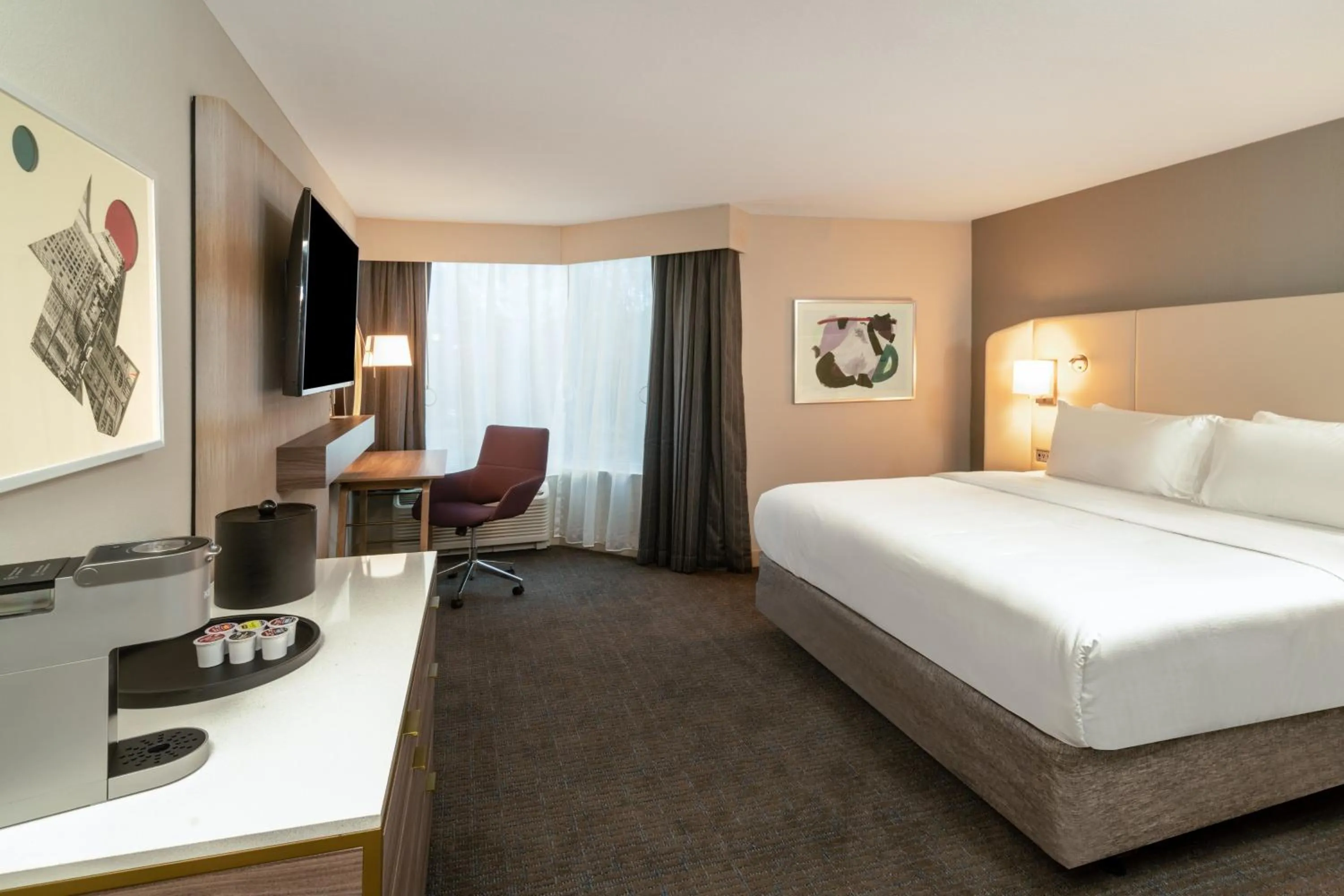 Photo of the whole room, Bed in Crowne Plaza Atlanta NE - Norcross by IHG