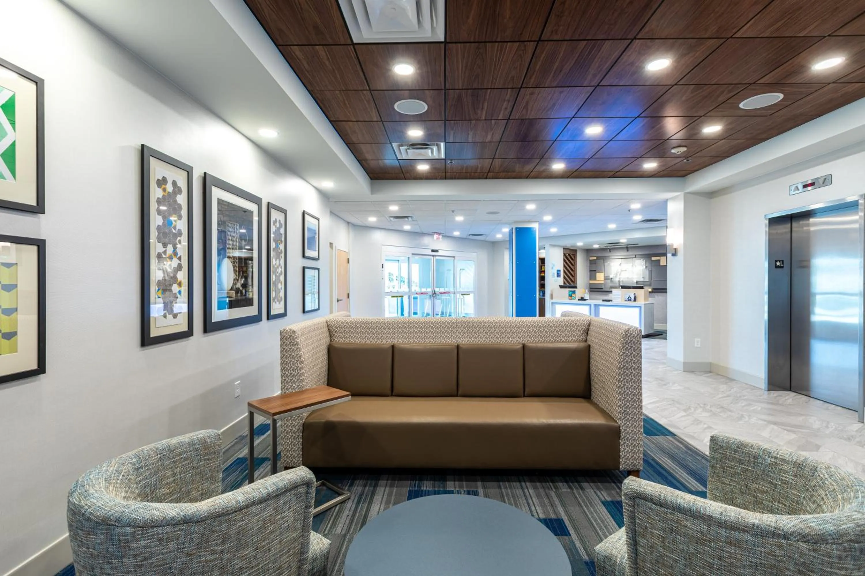 Property building in Holiday Inn Express & Suites Asheville Downtown by IHG