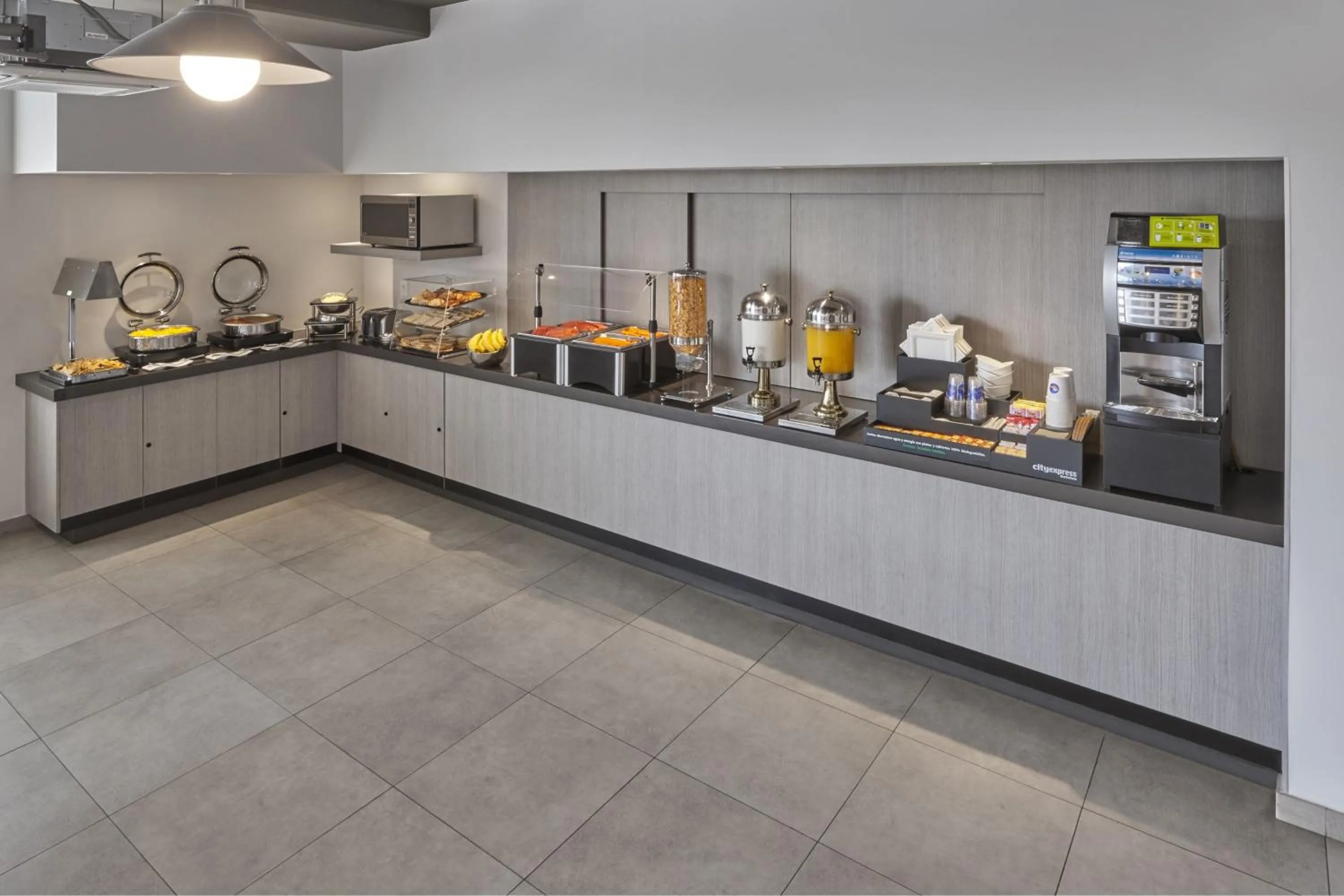 Breakfast in City Express Junior by Marriott Guadalajara Periferico Sur