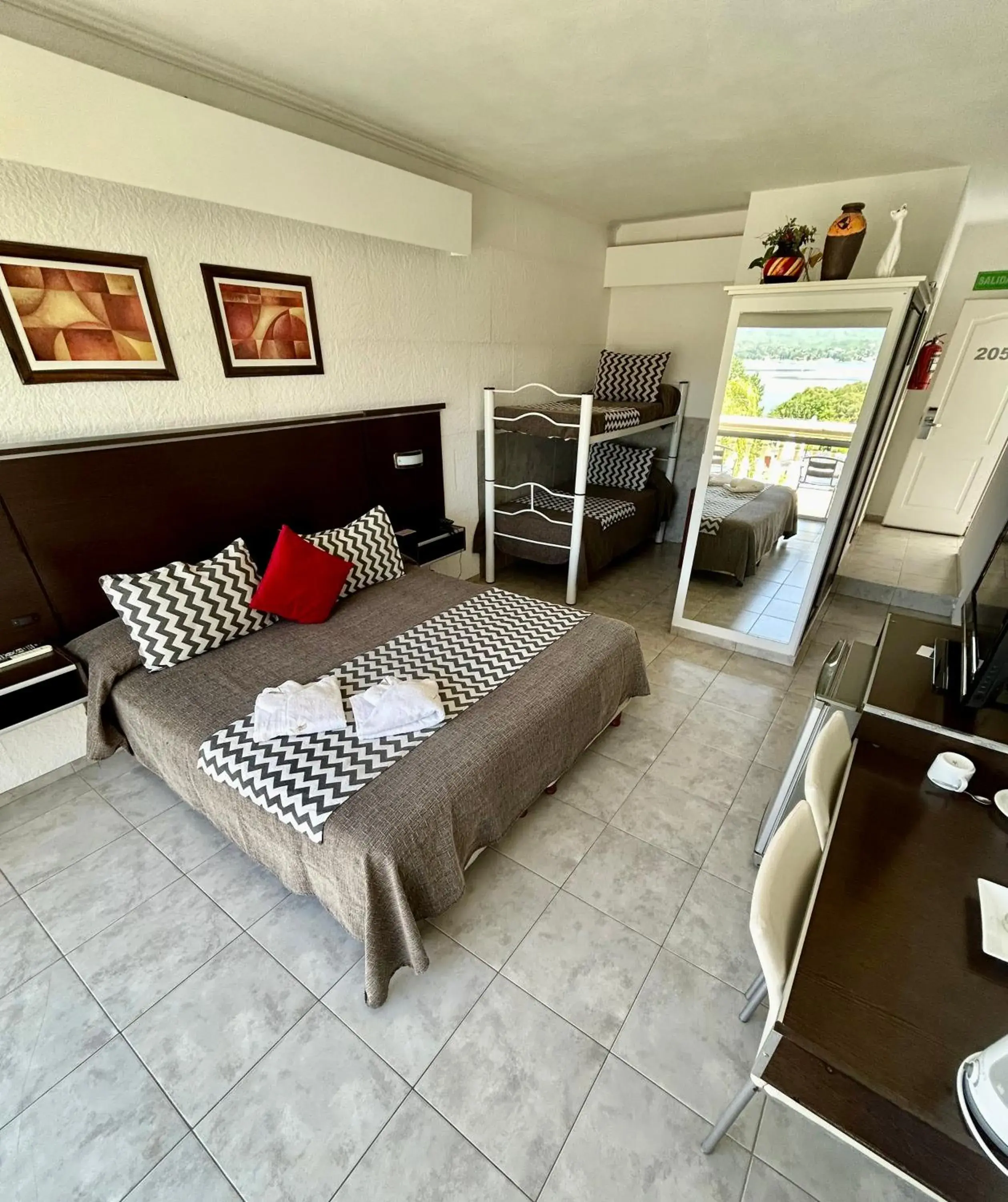 Superior Quadruple Room in Villa La Font Apart Hotel & Spa Superior Quadruple Room in Villa La Font Apart Hotel & Spa