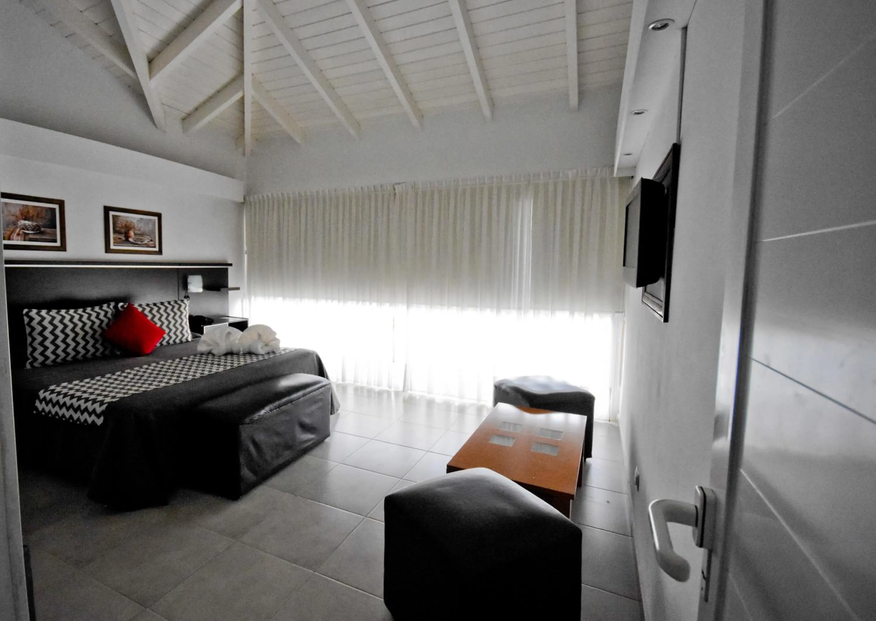 Photo of the whole room, Bed in Villa La Font Apart Hotel & Spa